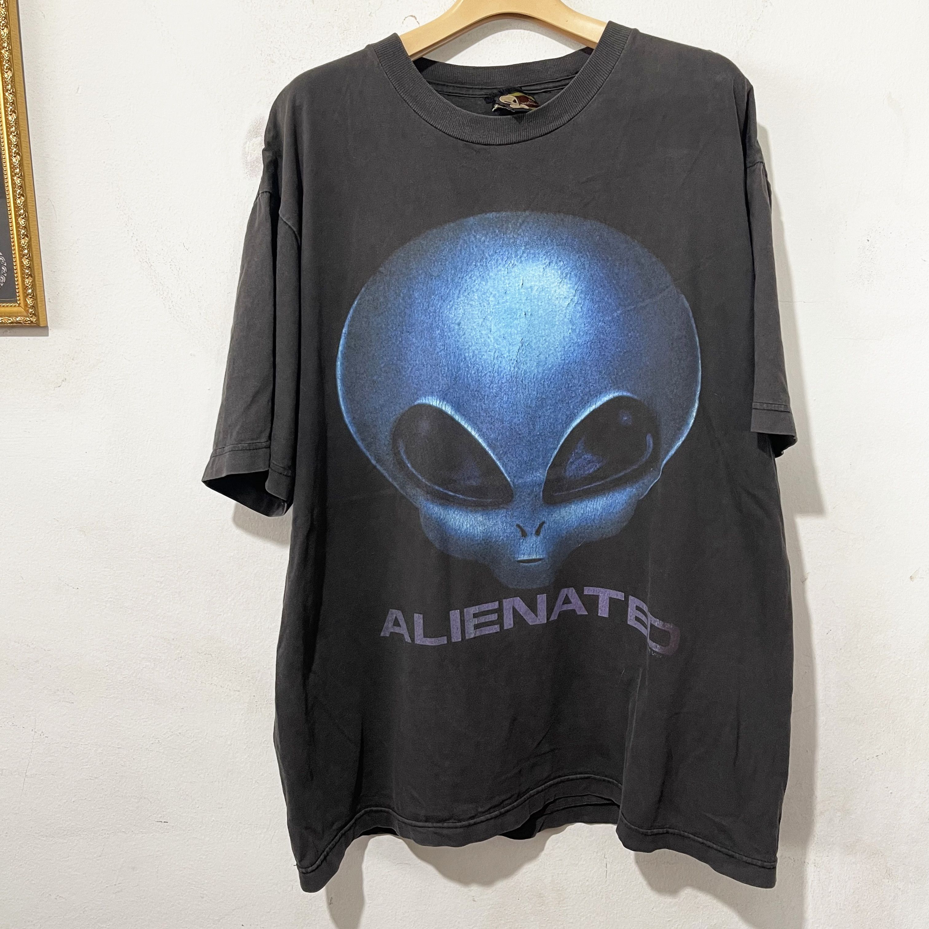 Alien Workshop Vintage 90s Alien Workshop Alienated T-Shirt Size US XL / EU 56 / 4 - 1 Thumbnail