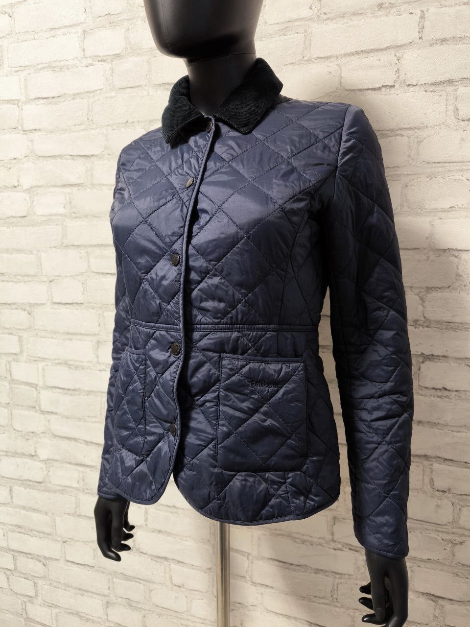 Barbour Barbour Deveron Quilted Jacket for women corduroy collar US4 Size XS / US 0-2 / IT 36-38 - 2 Thumbnail