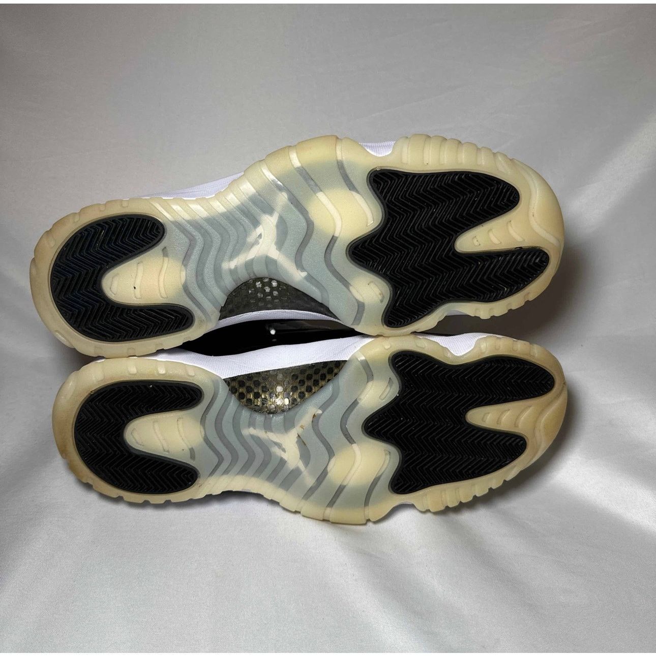 Jordan Brand × Nike Size 13 - Air Jordan 11 Retro Gratitude / Defining Moments Size US 13 / EU 46 - 6 Thumbnail