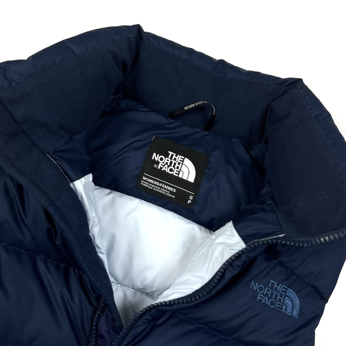 The North Face Women’s The North Face 700 Blue Casual Puffer Down Vest sz S Size S / US 4 / IT 40 - 15 Thumbnail