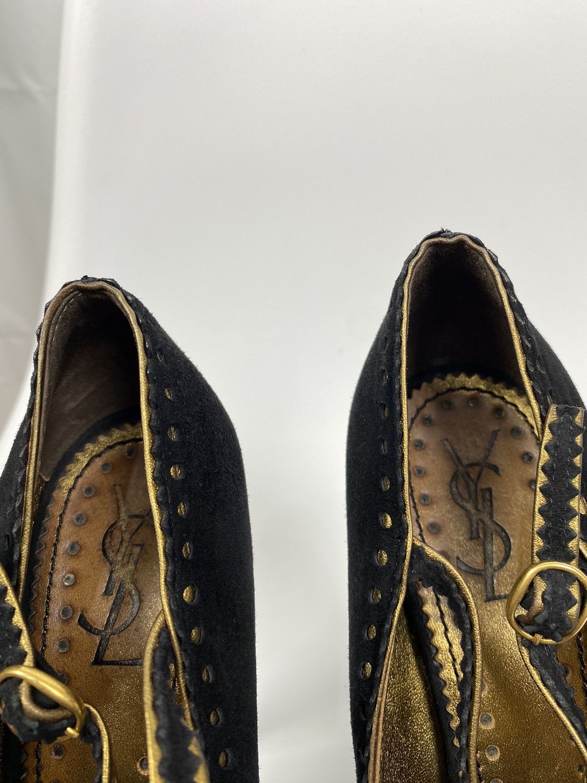Yves Saint Laurent Yves Saint Laurent Suede Platform Heels size 39 Size US 8 / IT 38 - 8 Thumbnail