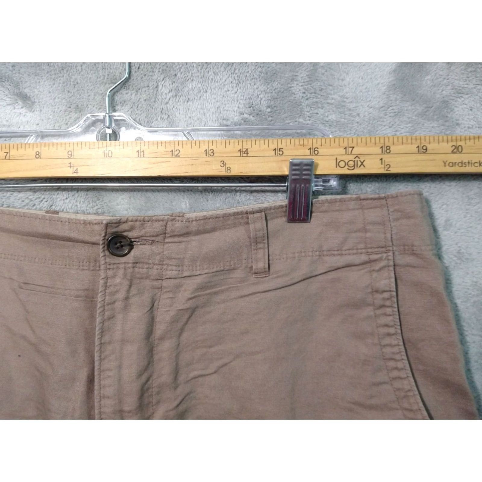Banana Republic Banana Republic Shorts Mens 38 Beige Chino Linen Blend Flat Front Casual 38 Beige Breathable Lightweight Pockets Summer Spring Mens Size US 38 / EU 54 - 3 Thumbnail