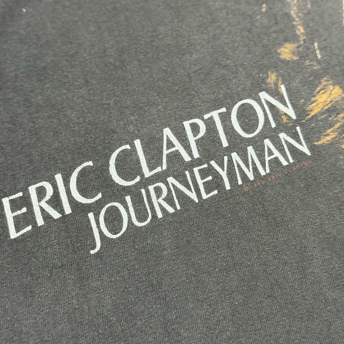 Band Tees × Vintage Vintage 90s Eric Clapton Journeyman faded evently nice Tees Size US L / EU 52-54 / 3 - 5 Thumbnail