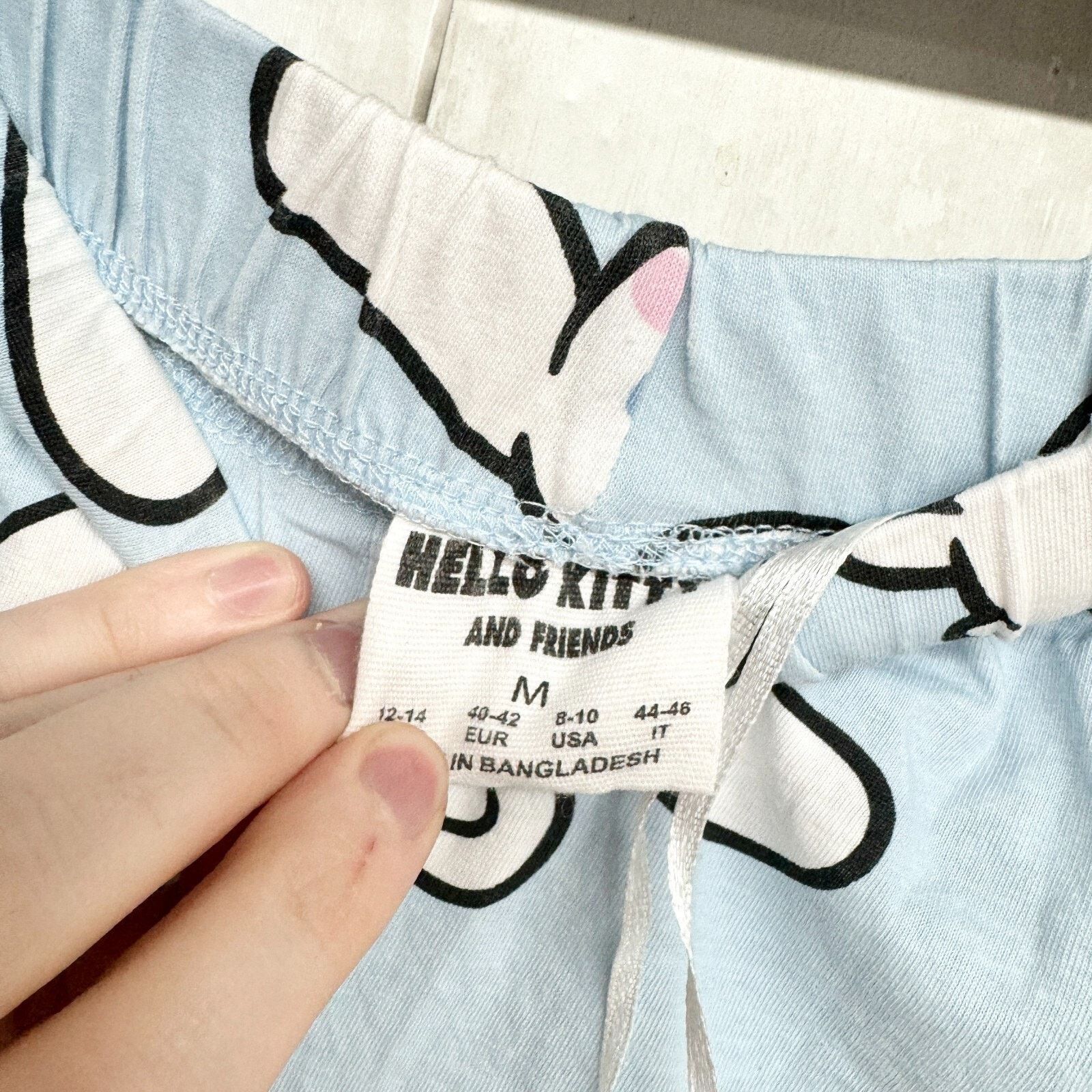 Other Hello Kitty And Friends Shorts Size Medium Printed Lounge Size 30" / US 8 / IT 44 - 4 Thumbnail