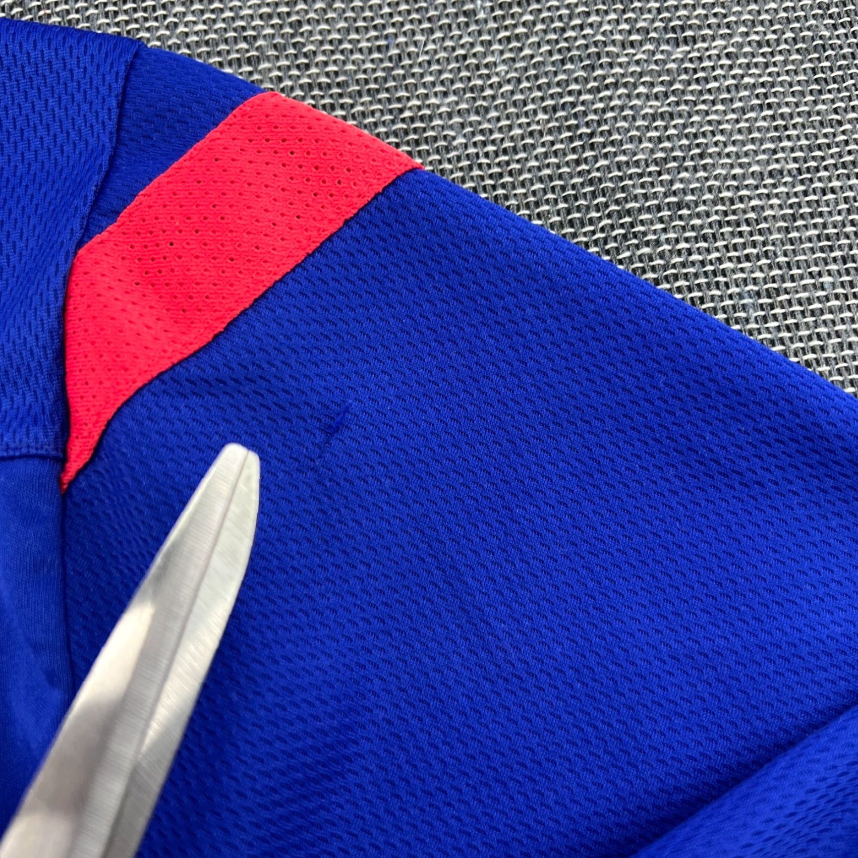 Nike Nike Atletico Madrid 2011-2012 Training Football Jersey Shirt Mens Large Blue Size US L / EU 52-54 / 3 - 3 Thumbnail
