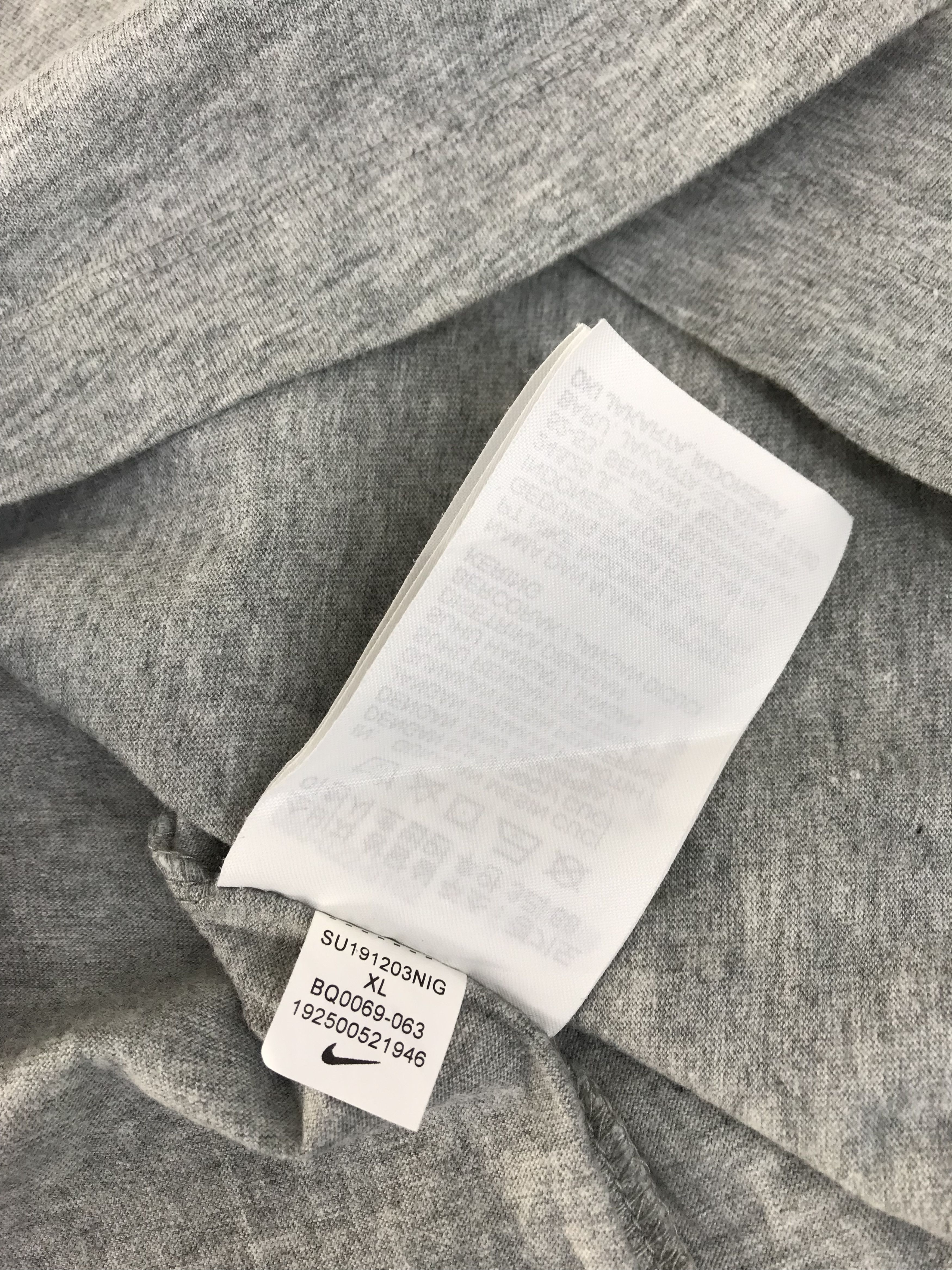 Nike Nike Dri Fit Full New Box Logo Design Tee T-shirt Size US XL / EU 56 / 4 - 9 Thumbnail