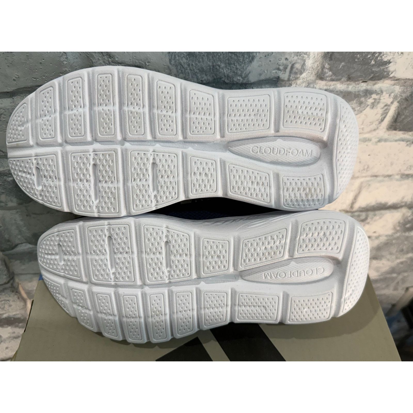 Adidas Adidas Women’s Cloudfoam Comfy Dark Blue Halo Mint size 8.5 Size US 8.5 / IT 38.5 - 8 Thumbnail