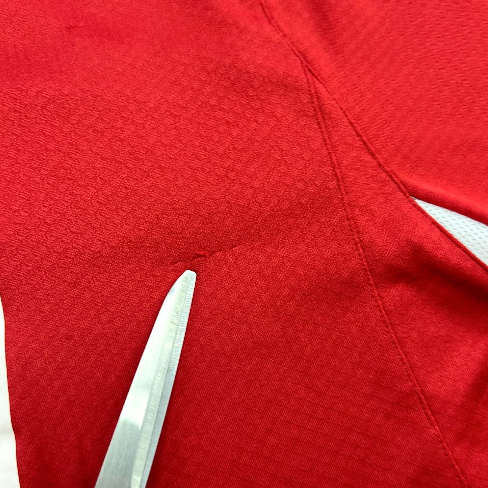 Puma PUMA Shirt Red Switzerland 2010 2011 Home Football Behrami #11 Jersey Mens 2XL Short Sleeve Jersey Shirt Red 2XL Mens Football Sports Jersey Size US XXL / EU 58 / 5 - 6 Thumbnail