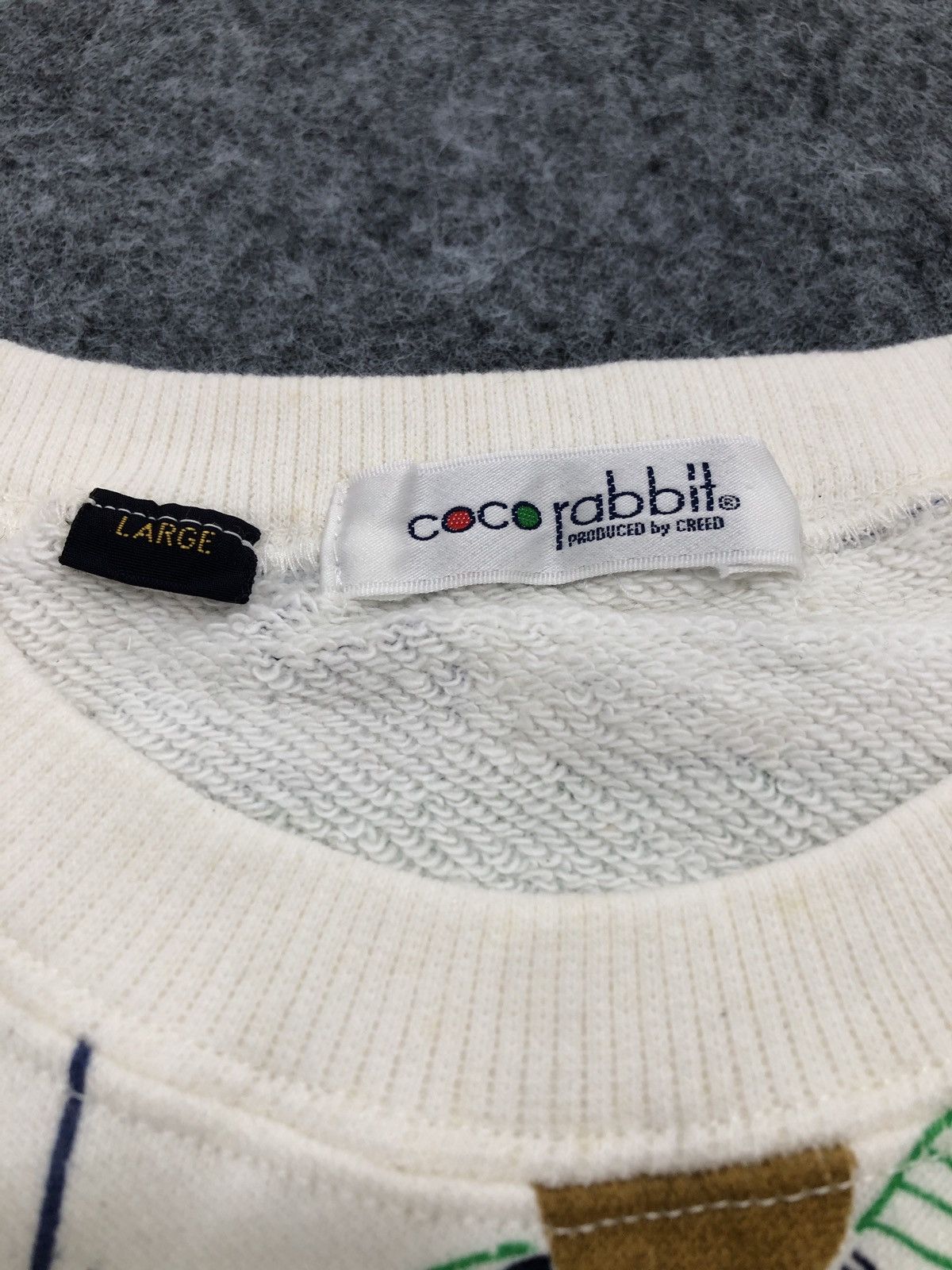 Vintage Vintage Coco Rabbit Sweatshirt Size US L / EU 52-54 / 3 - 4 Thumbnail