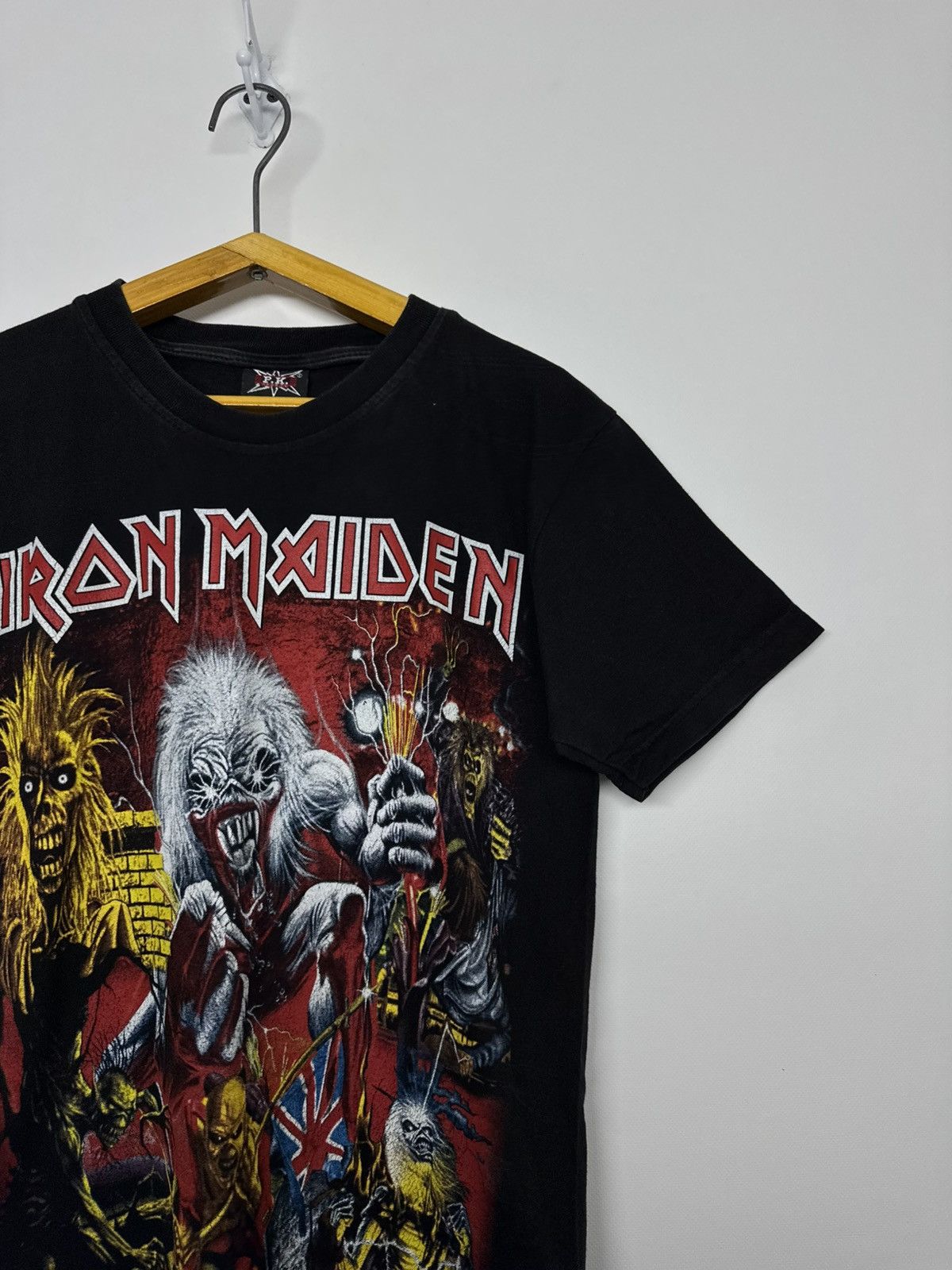 Iron Maiden Vintage y2k Iron Maiden t-shirt early 00s Size US S / EU 44-46 / 1 - 7 Thumbnail