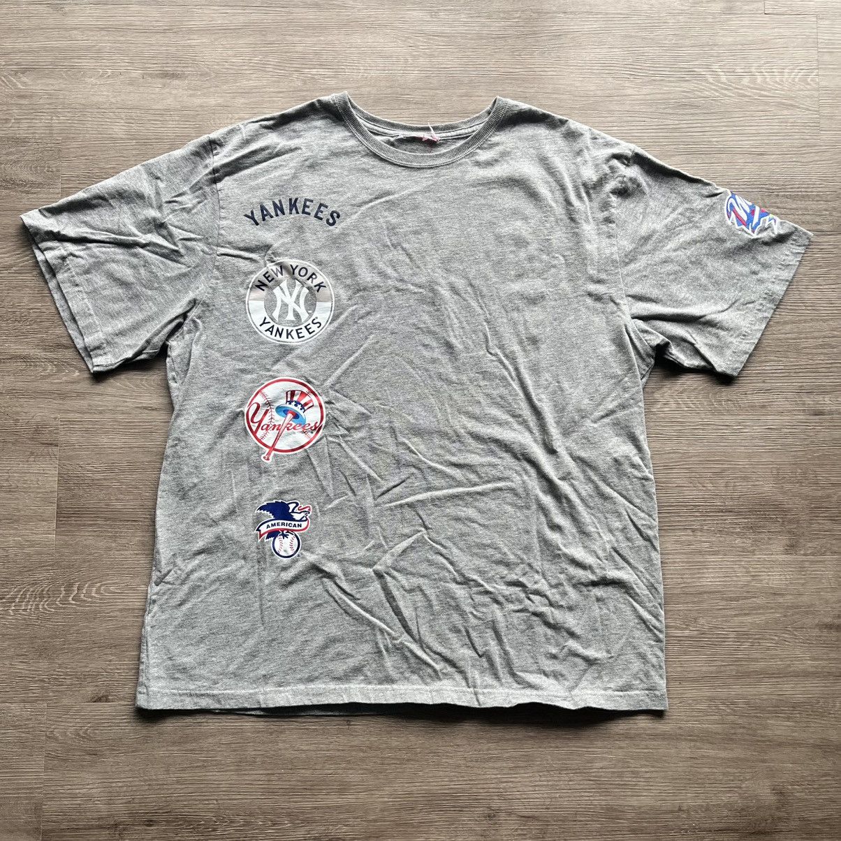 Mitchell & Ness New York Yankees T-shirt Mens Mitchell & Ness Grey Sz XL Size US XL / EU 56 / 4 - 1 Thumbnail