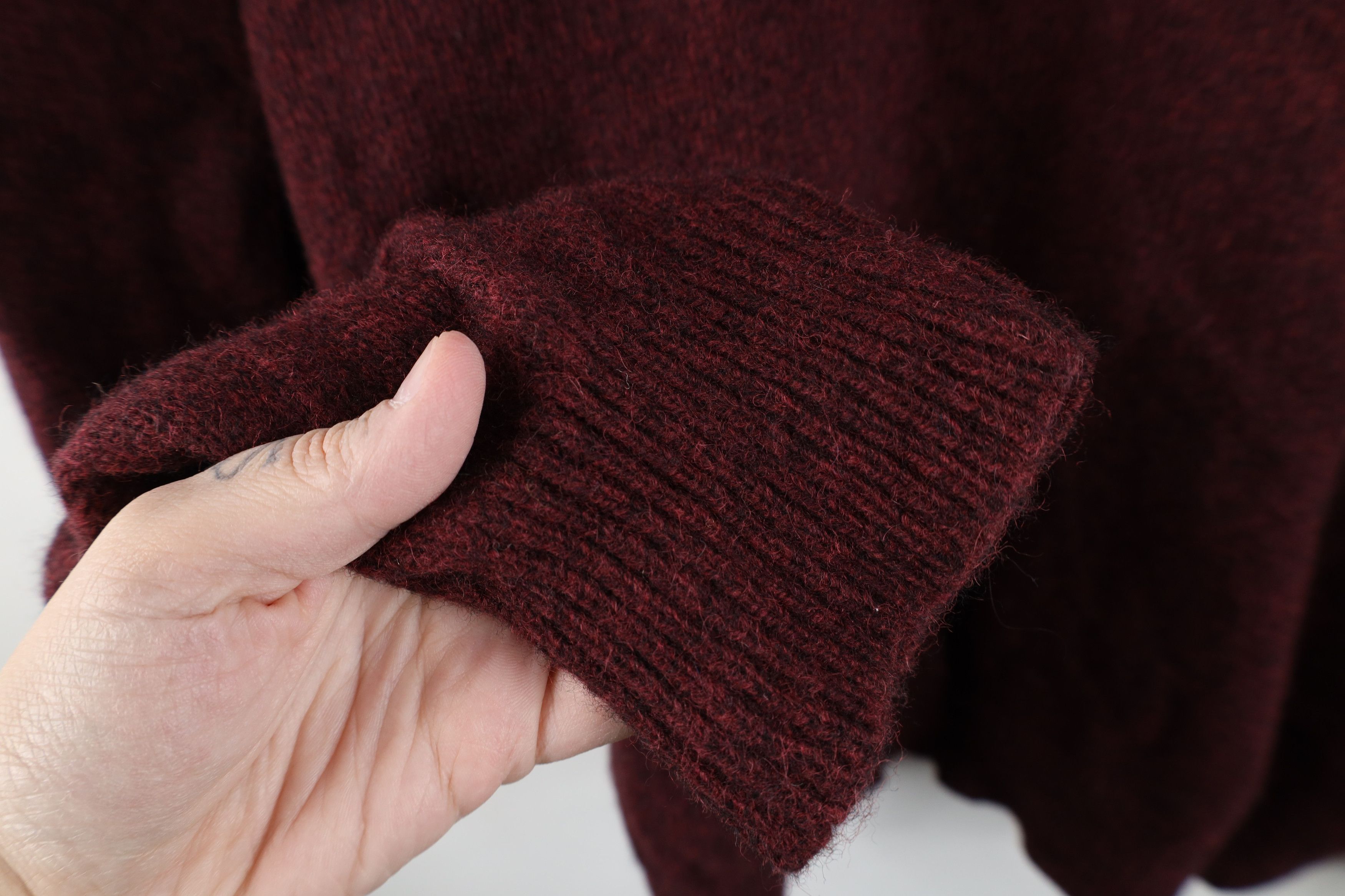 Cabelas Vintage Cabelas Blank Wool Knit Crewneck Sweater Heather Red Size US XL / EU 56 / 4 - 6 Thumbnail