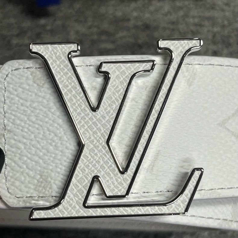 Louis Vuitton Louis Vuitton Louis Vuitton White Canvas Belt with Logo-25 Size ONE SIZE - 3 Thumbnail