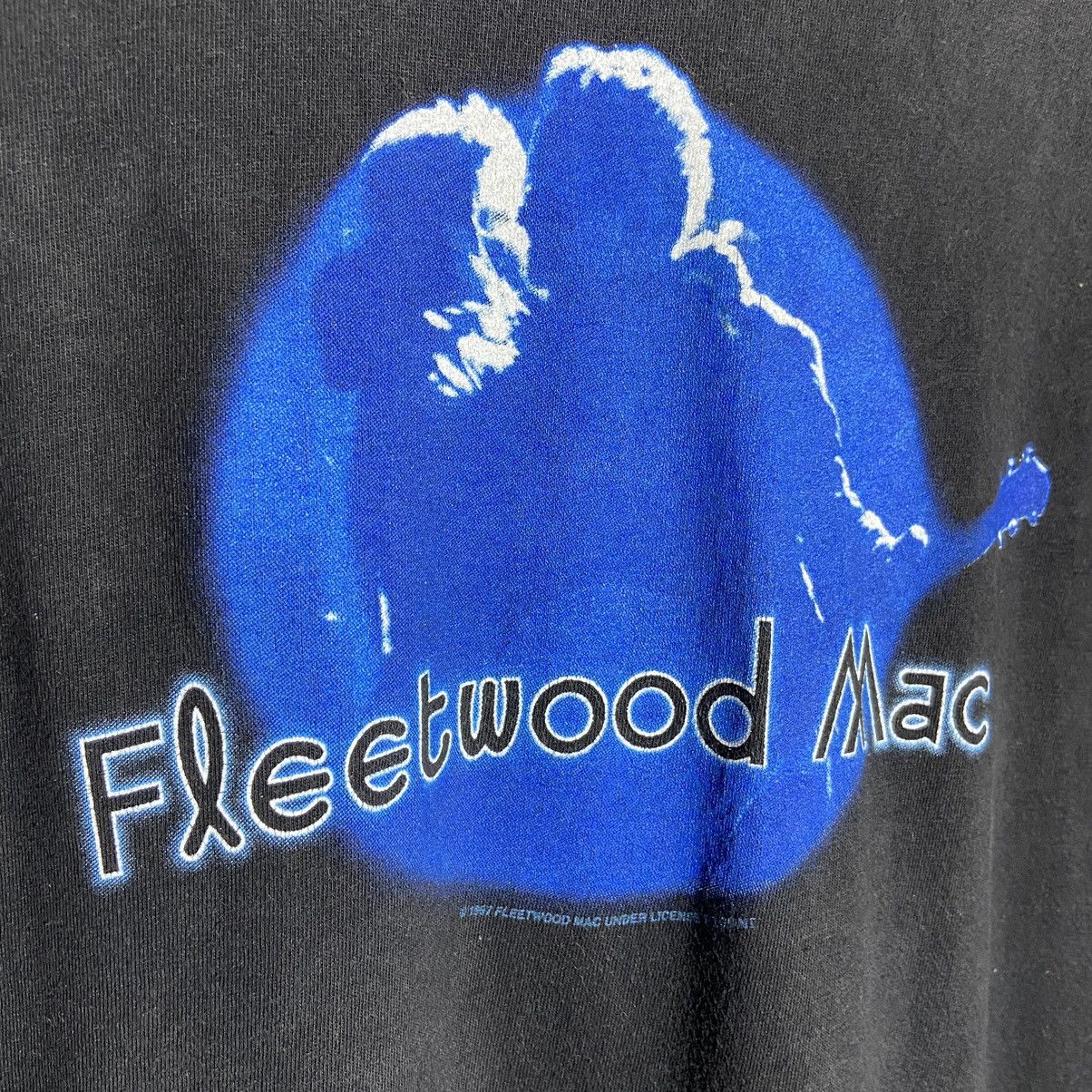 Band Tees Vintage 90s Fleetwood Mac Band Tee Size US XL / EU 56 / 4 - 4 Thumbnail