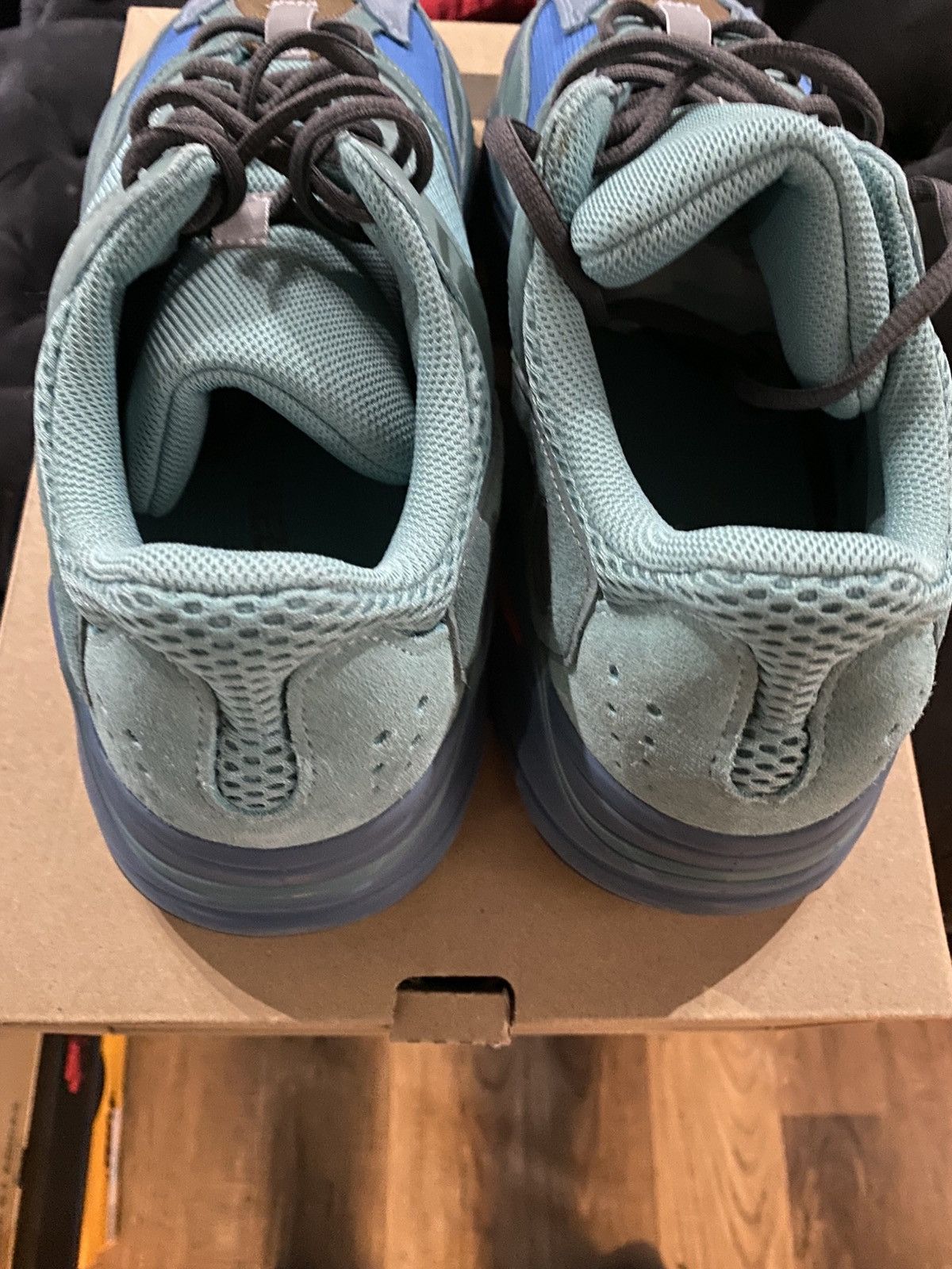 Adidas Adidas yeezy boost 700 faded Azure GZ2002 Men Size 12 Used Size US 12 / EU 45 - 4 Thumbnail