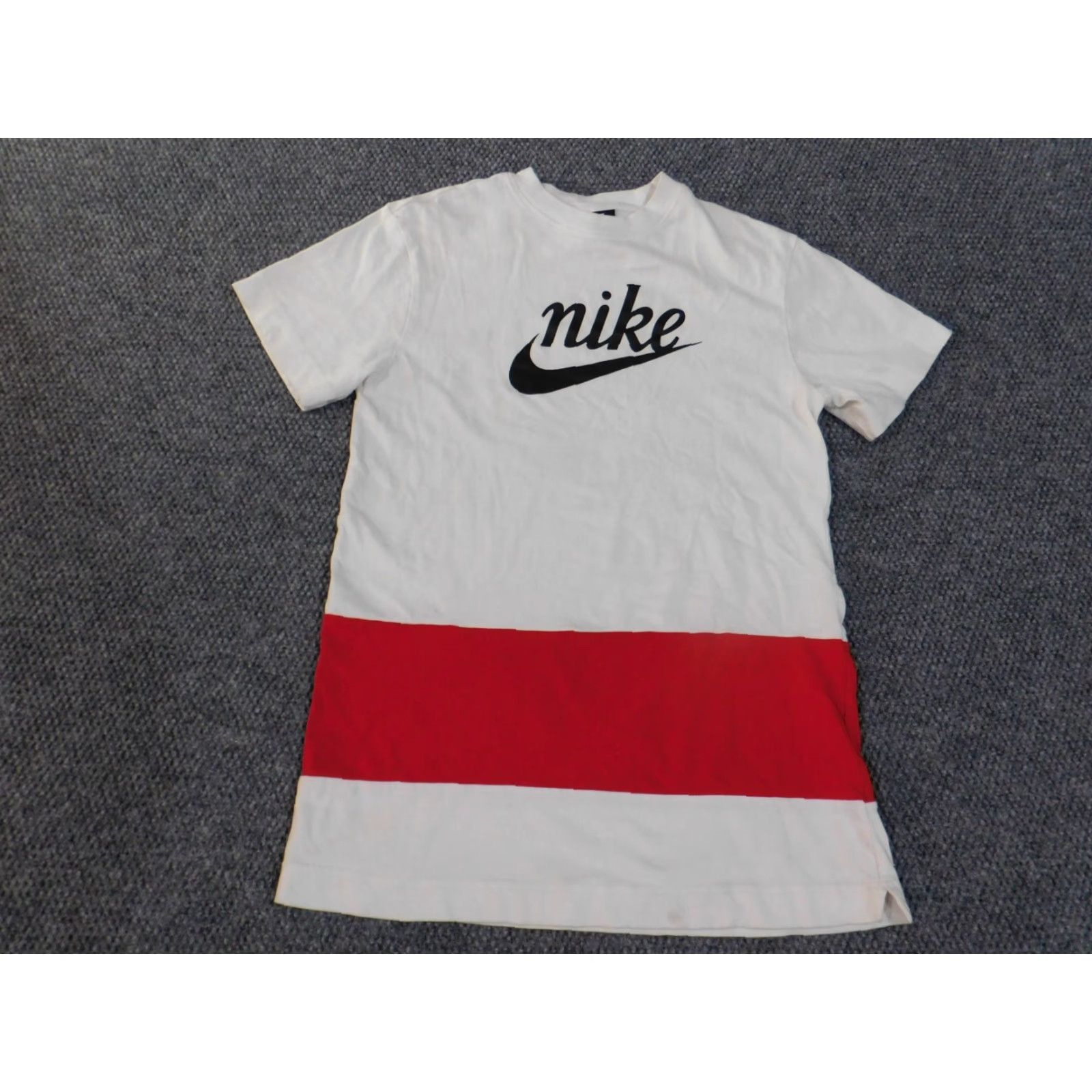 Nike Nike Shirt Mens S Retro Striped White Red Logo Swoosh Graphic Crew Neck Short Sleeve USA Size US S / EU 44-46 / 1 - 3 Thumbnail