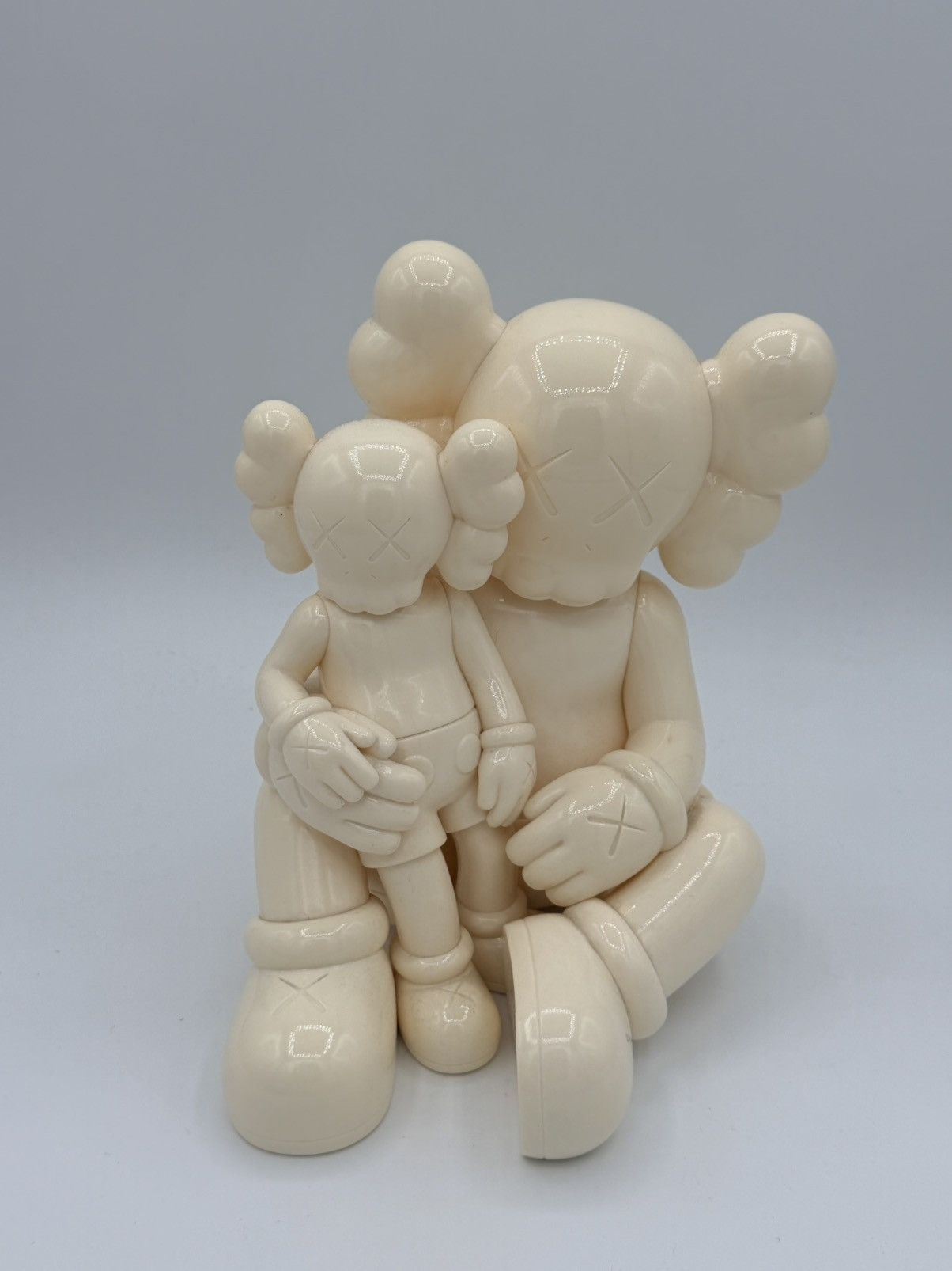 Kaws Kaws Holiday Changbai Mountain figure Size ONE SIZE - 1 Thumbnail