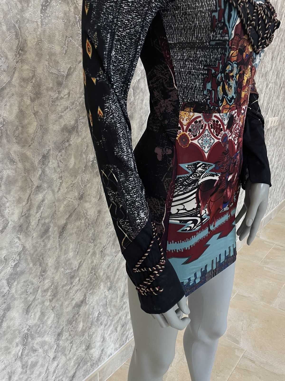 Japanese Brand × Vintage Save The Queen Women's Mesh Y2K Top Medieval Battle Print S Size S / US 4 / IT 40 - 6 Thumbnail