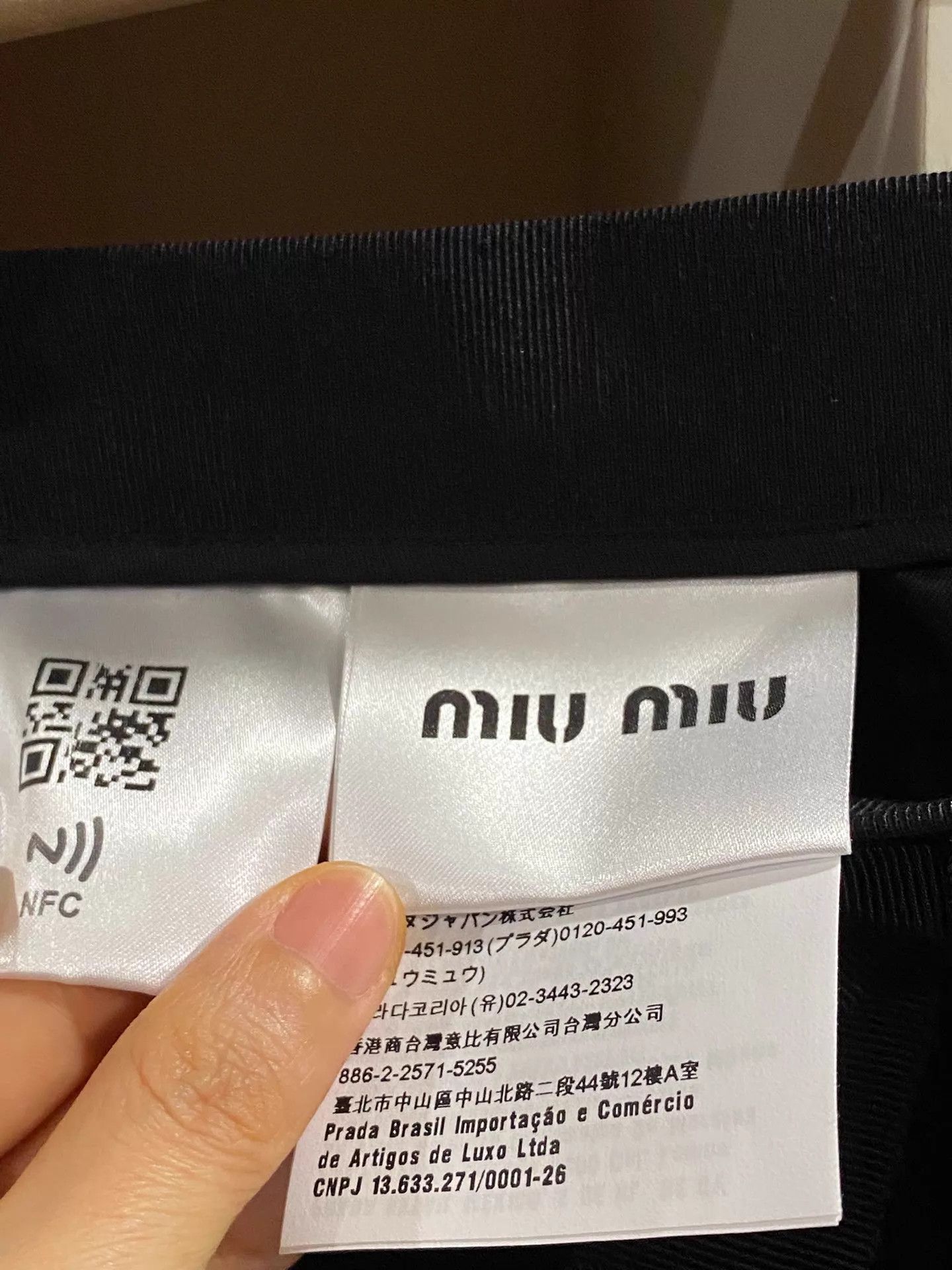 Miu Miu MIU MIU Women's Classic Bow Waist Skirt Size 40 Celebrity Size 27" / US 4 / IT 40 - 4 Thumbnail