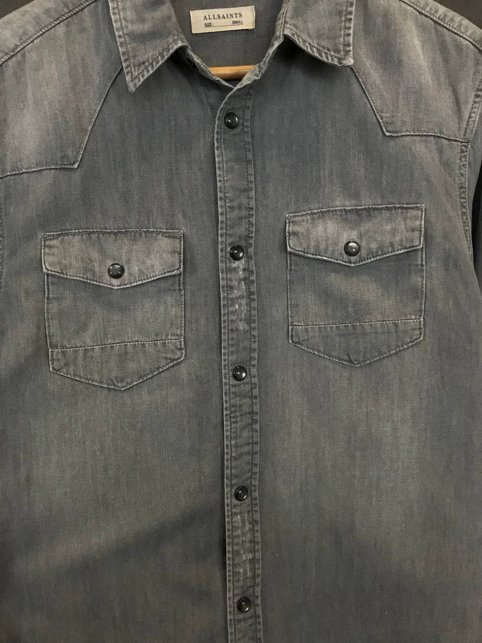Allsaints Allsaints designer distressed denim shirt Size US S / EU 44-46 / 1 - 3 Thumbnail