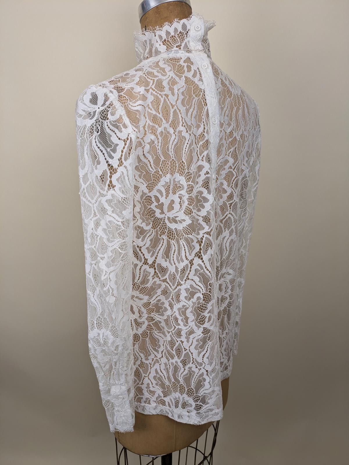 Other white floral lace sheer blouse Size M / US 6-8 / IT 42-44 - 2 Thumbnail
