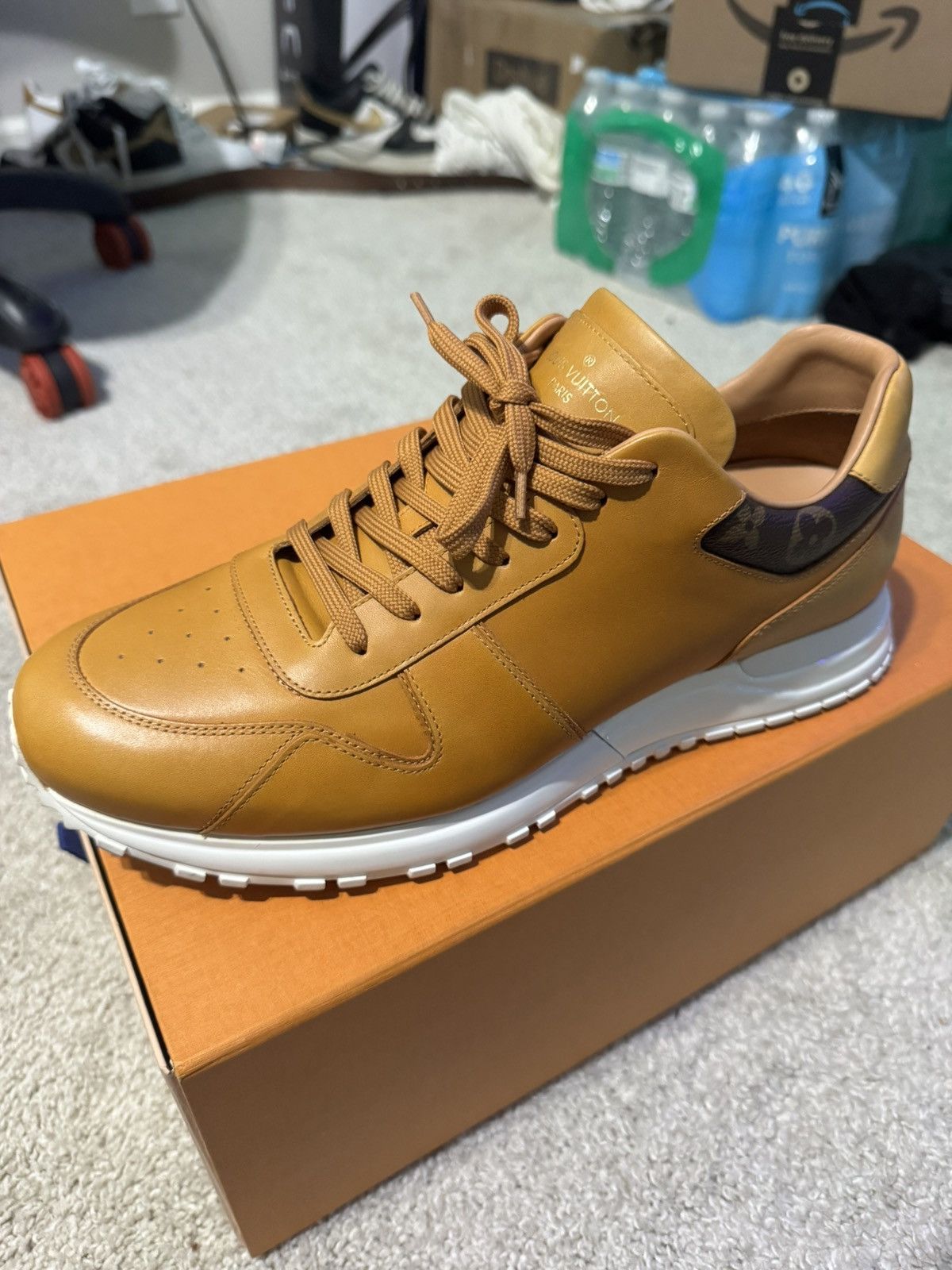 Louis Vuitton Louis Vuitton Run Away size 10(US) Size US 10 / EU 43 - 3 Thumbnail