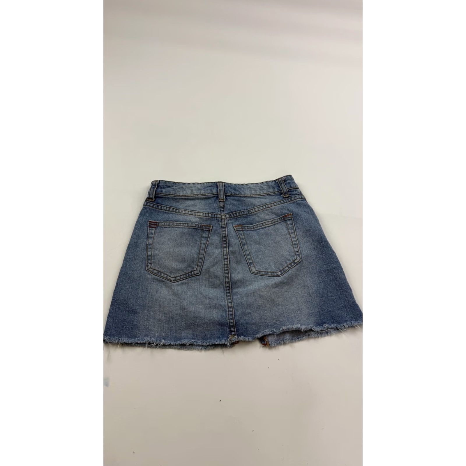 Urban Outfitters BDG Urban Outfitters Denim Skirt Womens XS Light Wash Frayed Raw Hem Mini A-Line Size 26" / US 2 / IT 38 - 5 Thumbnail