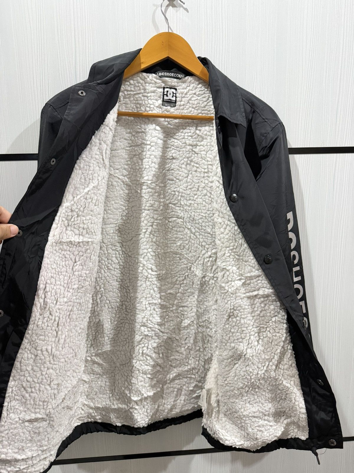 Tribal Streetwear Dc Shoe Usa Big Logo Glow In Dark Jacket Size US M / EU 48-50 / 2 - 10 Thumbnail