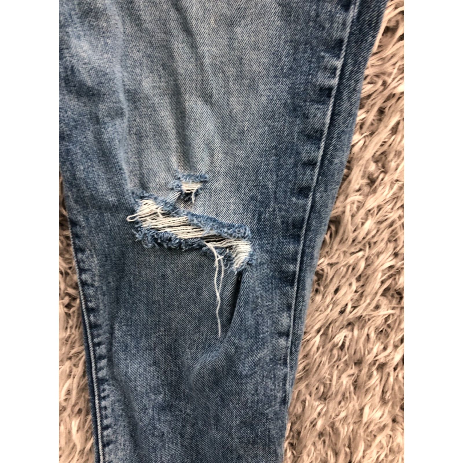 Old Navy VINTAGE Old Navy OG High Straight Jeans Size 4 Womens Medium Wash Blue Button Fly Size 27" / US 4 / IT 40 - 6 Thumbnail