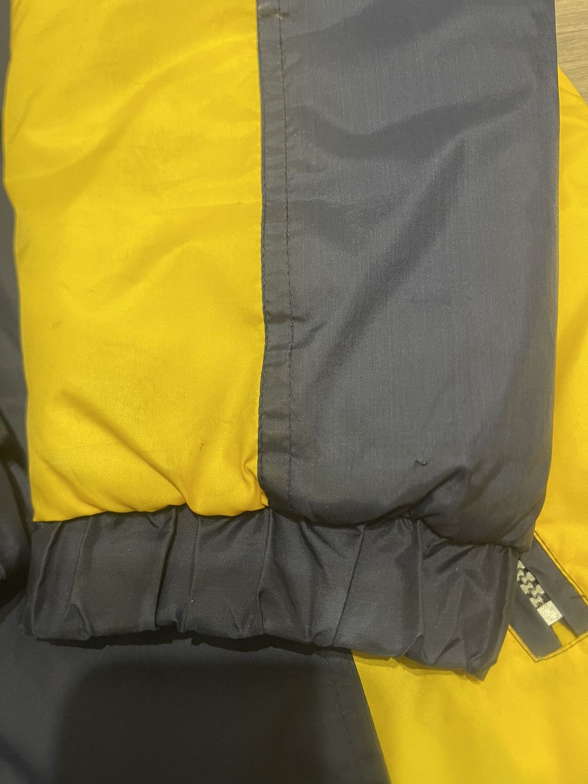 Nike NIKE VINTAGE RETRO BIG LOGO RARE JACKET SIZE L-XL Size US L / EU 52-54 / 3 - 14 Thumbnail