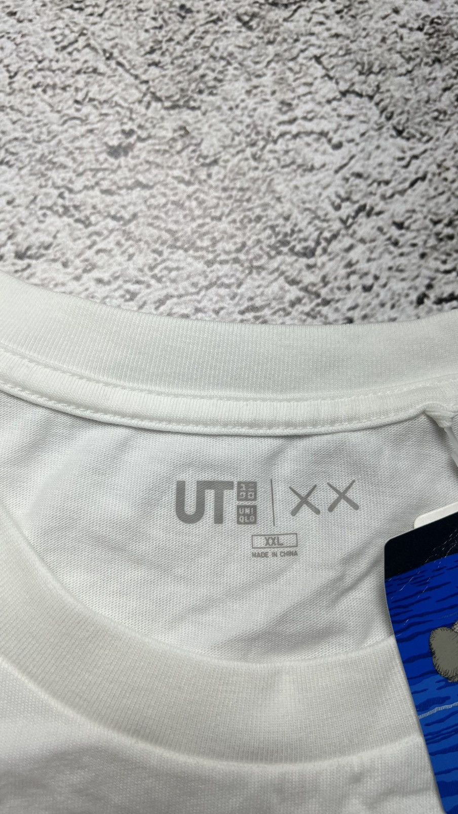 Kaws × Uniqlo New with tags NWT Uniqlo x Kaws art book cover t shirt Size US XXL / EU 58 / 5 - 6 Thumbnail
