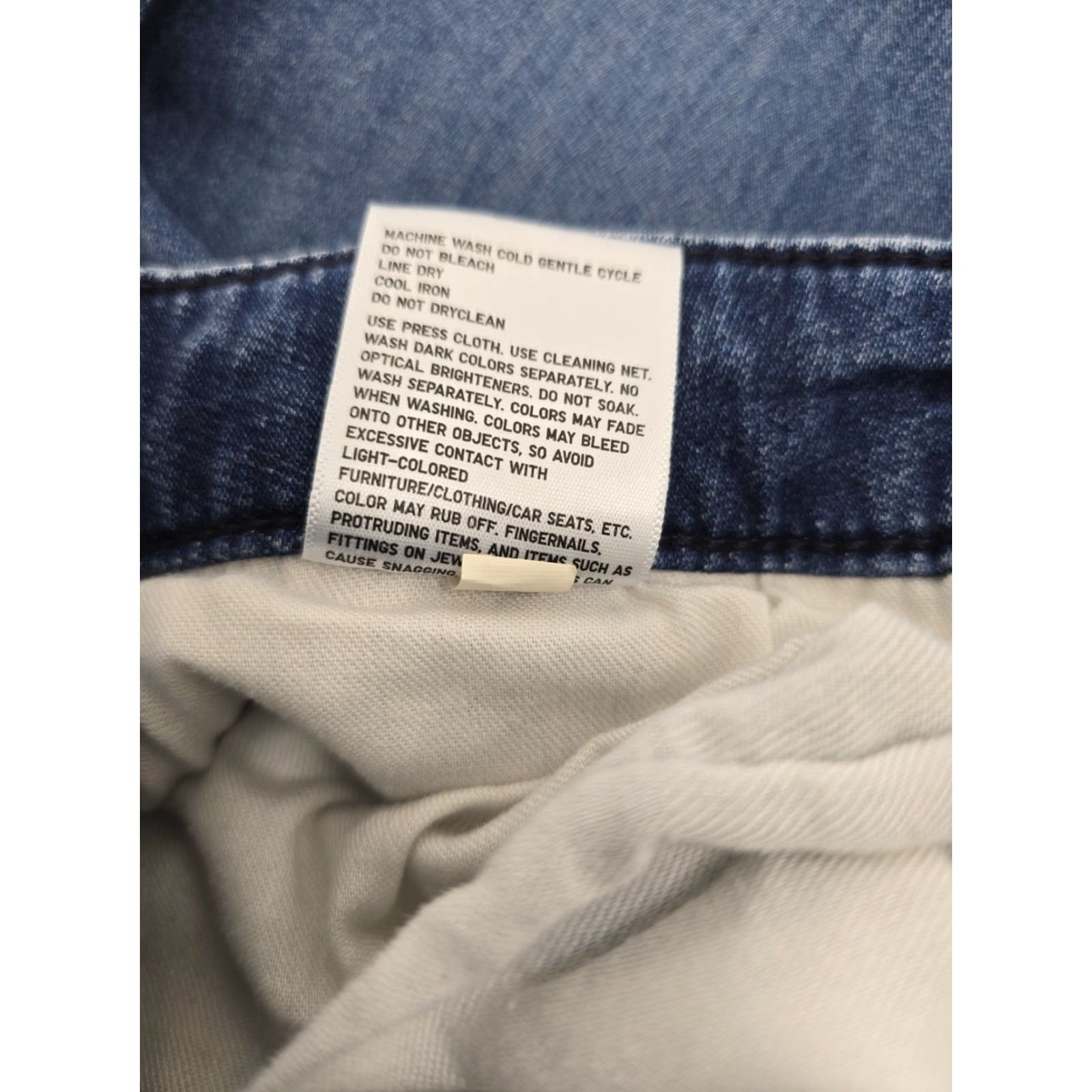 Uniqlo Uniqlo Women’s Skinny Jeans W/Elastic Waist - Size S (27-30 In) Blue, 5-Pocket, Slim Fit Denim Jeans Size 28" / US 6 / IT 42 - 7 Thumbnail