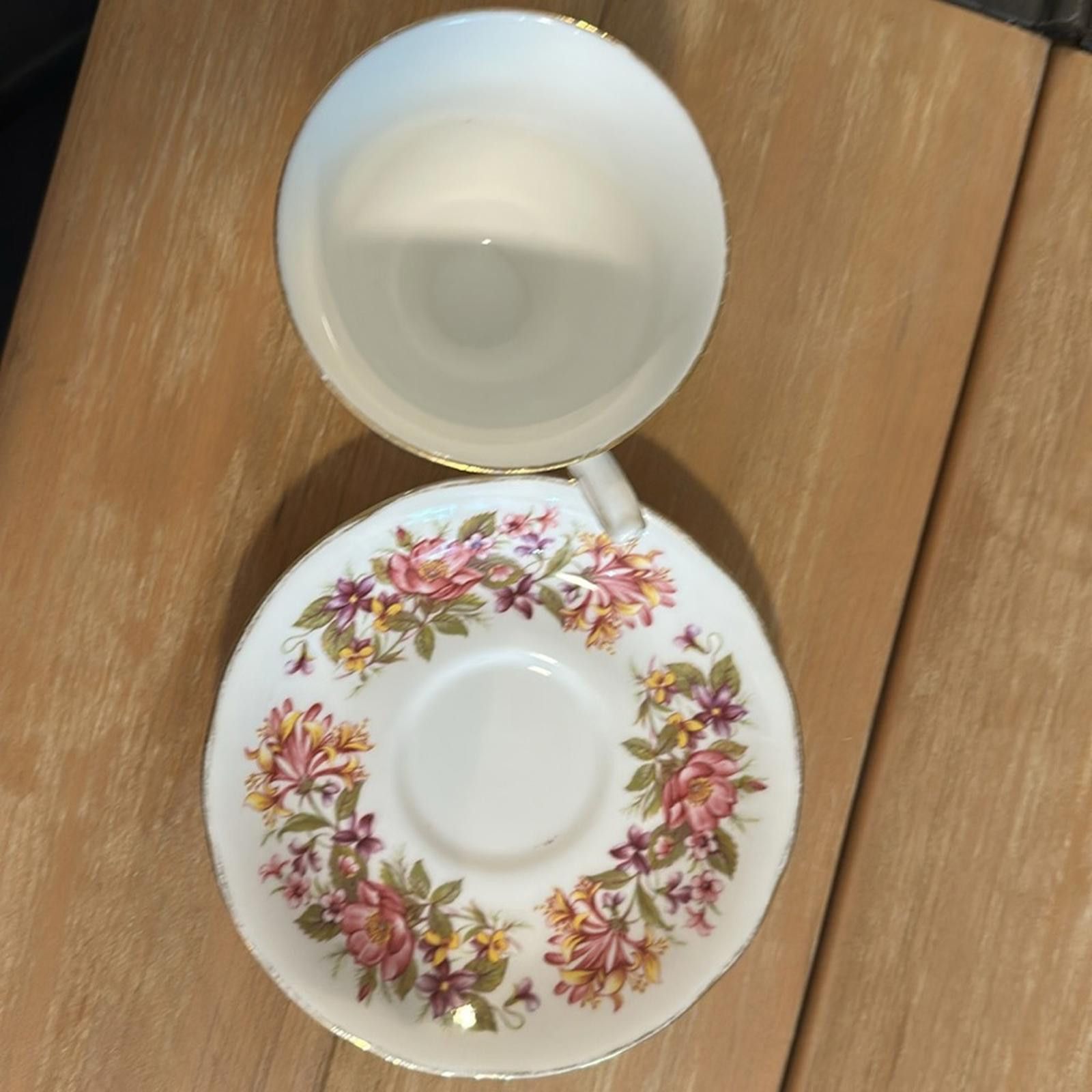 Other Colclough Tea Cup and Saucer Floral Set Vintage porcelain Size ONE SIZE - 3 Thumbnail