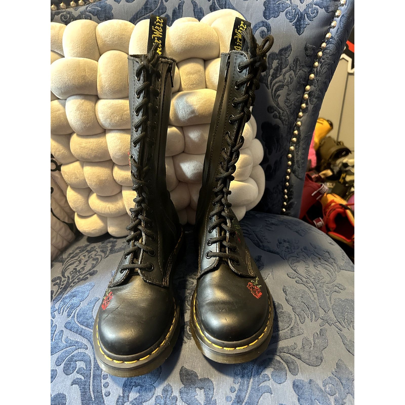 Dr. Martens Dr Martens Vonda Red Rose Knee High Size 6/EU 37 Size US 6 / IT 36 - 5 Thumbnail