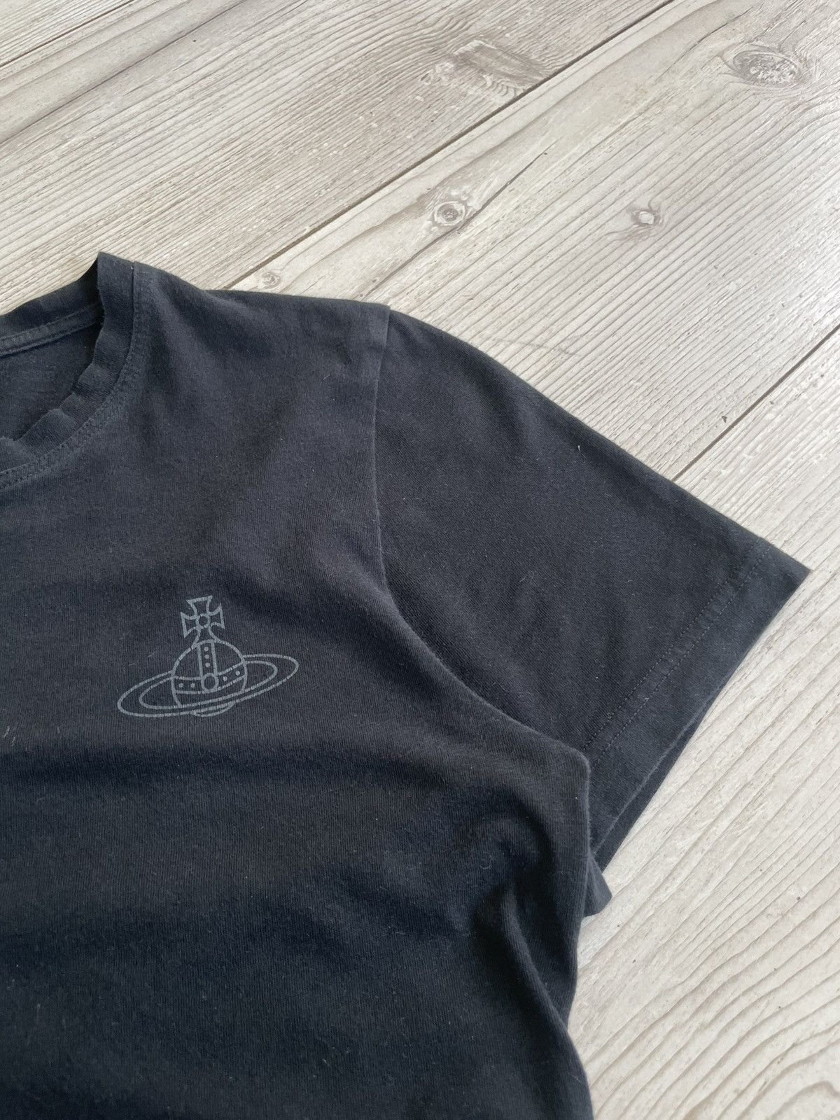 Vintage × Vivienne Westwood Vivienne Westwood T Shirt Faded Black T Shirt Mini Logo Y2k Size US S / EU 44-46 / 1 - 7 Thumbnail