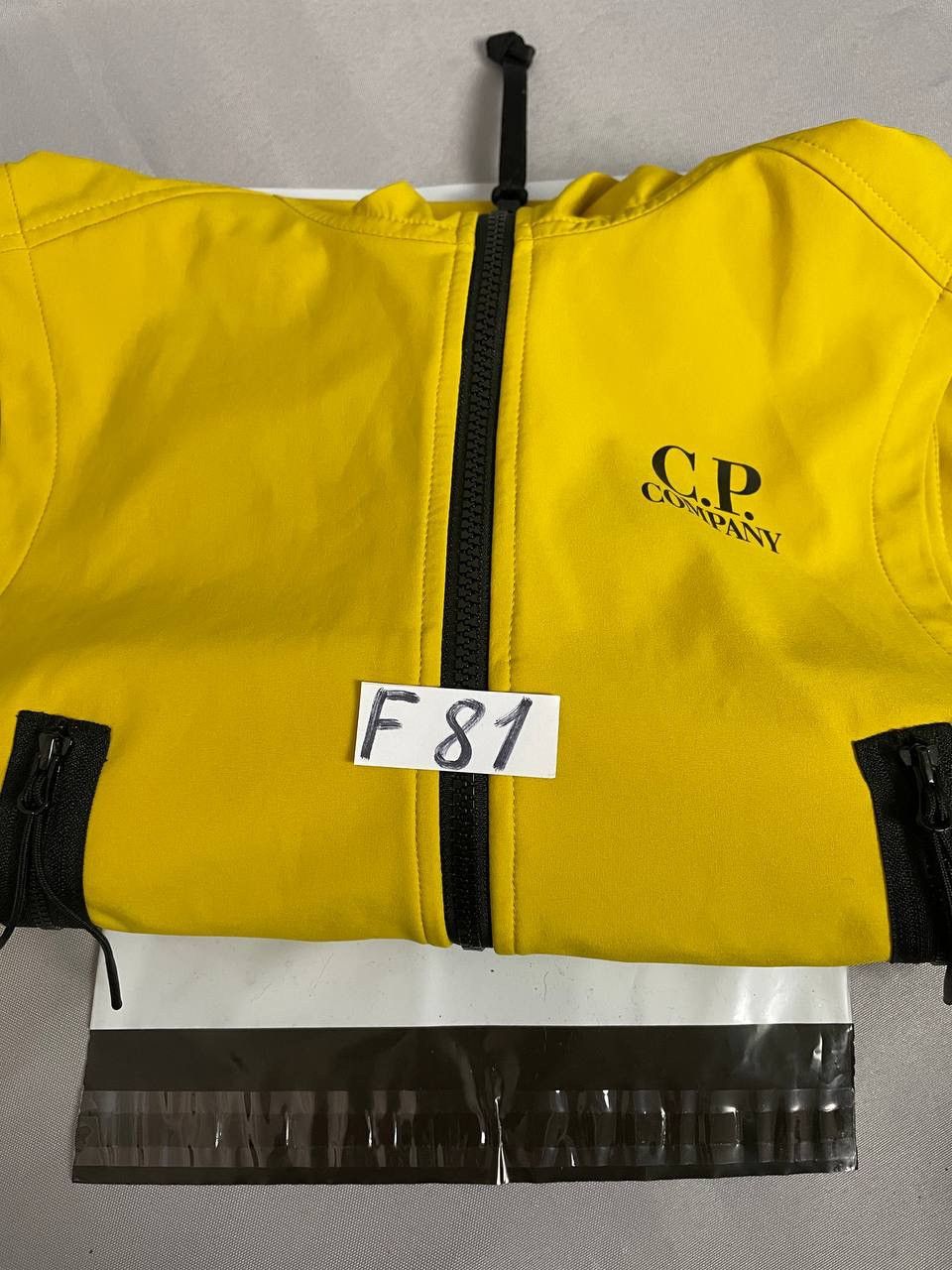 C.P. Company C.P. Company Vest Yellow Jacket Shell-R Soft Shell Size US XS / EU 42 / 0 - 16 Thumbnail