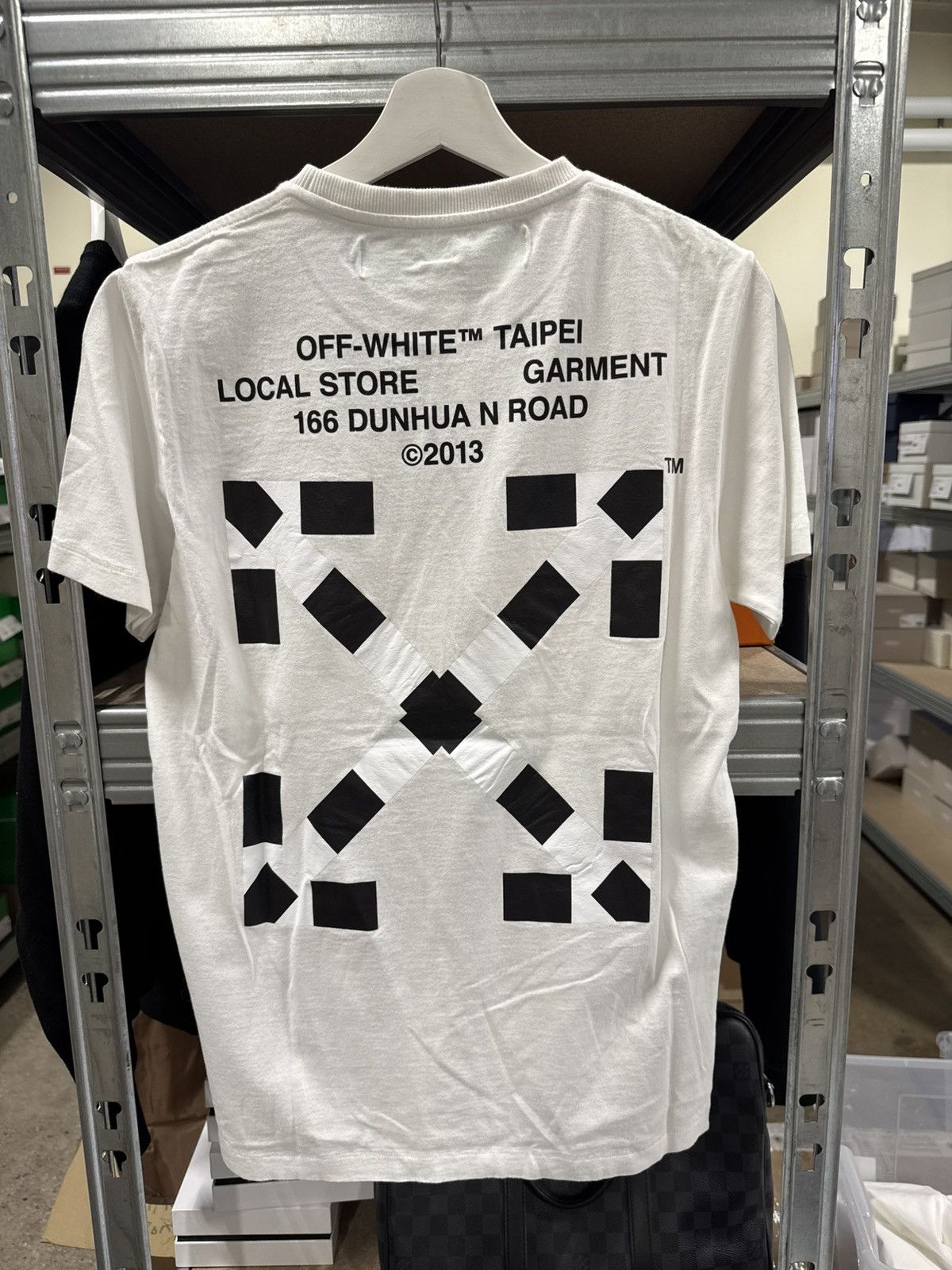 トップス OFF-WHITE East store Off-White Off-White Dubai Exclusive “Skyscraper” Tee | Grailed