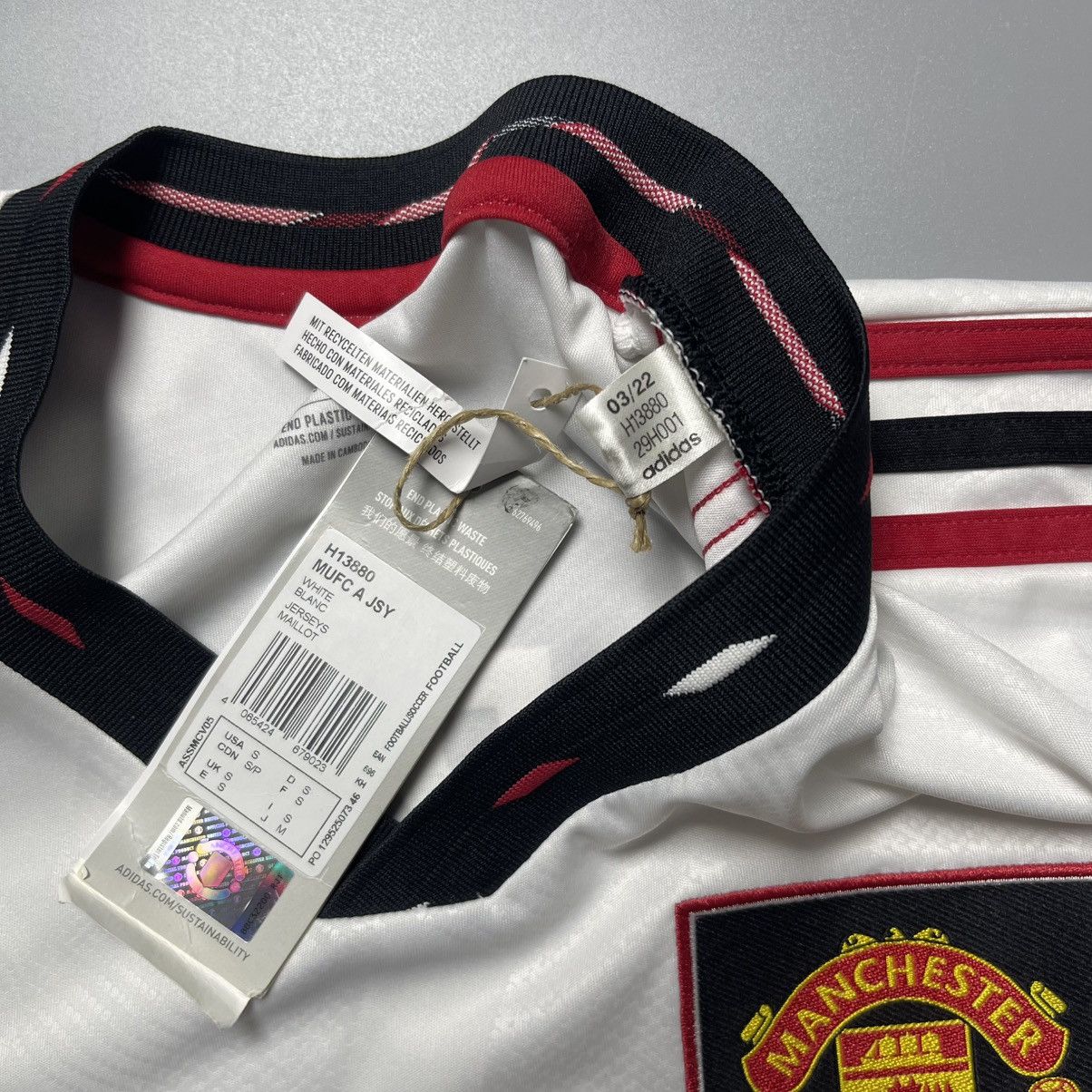 Adidas MAN UNITED ADIDAS 2022/2023 FOOTBALL AWAY JERSEY #9 MARTIAL Size US S / EU 44-46 / 1 - 6 Thumbnail