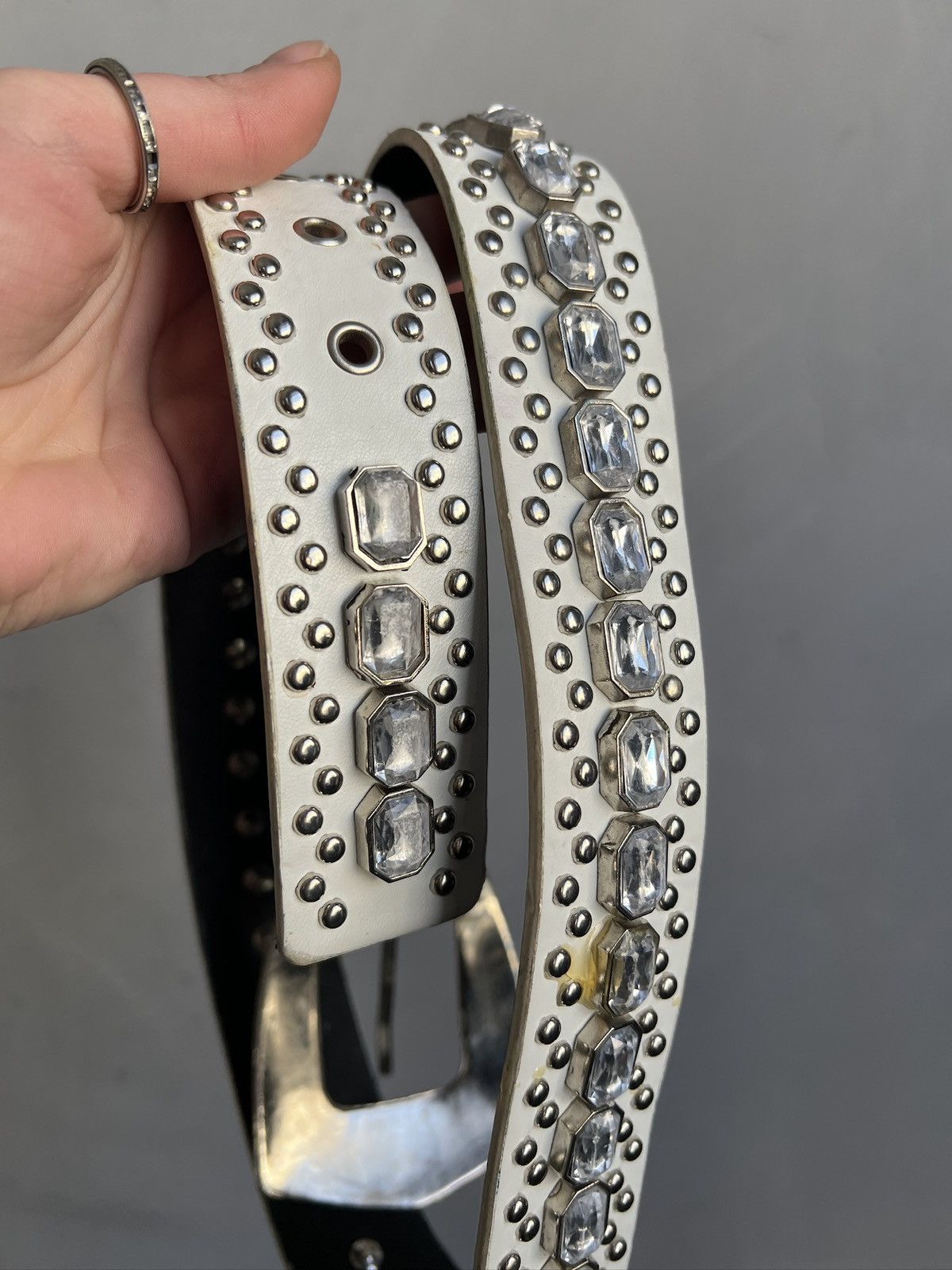 B.B. Simon B.B. Simon Style White Western Cowboy Belt Rainstoned Size ONE SIZE - 10 Thumbnail