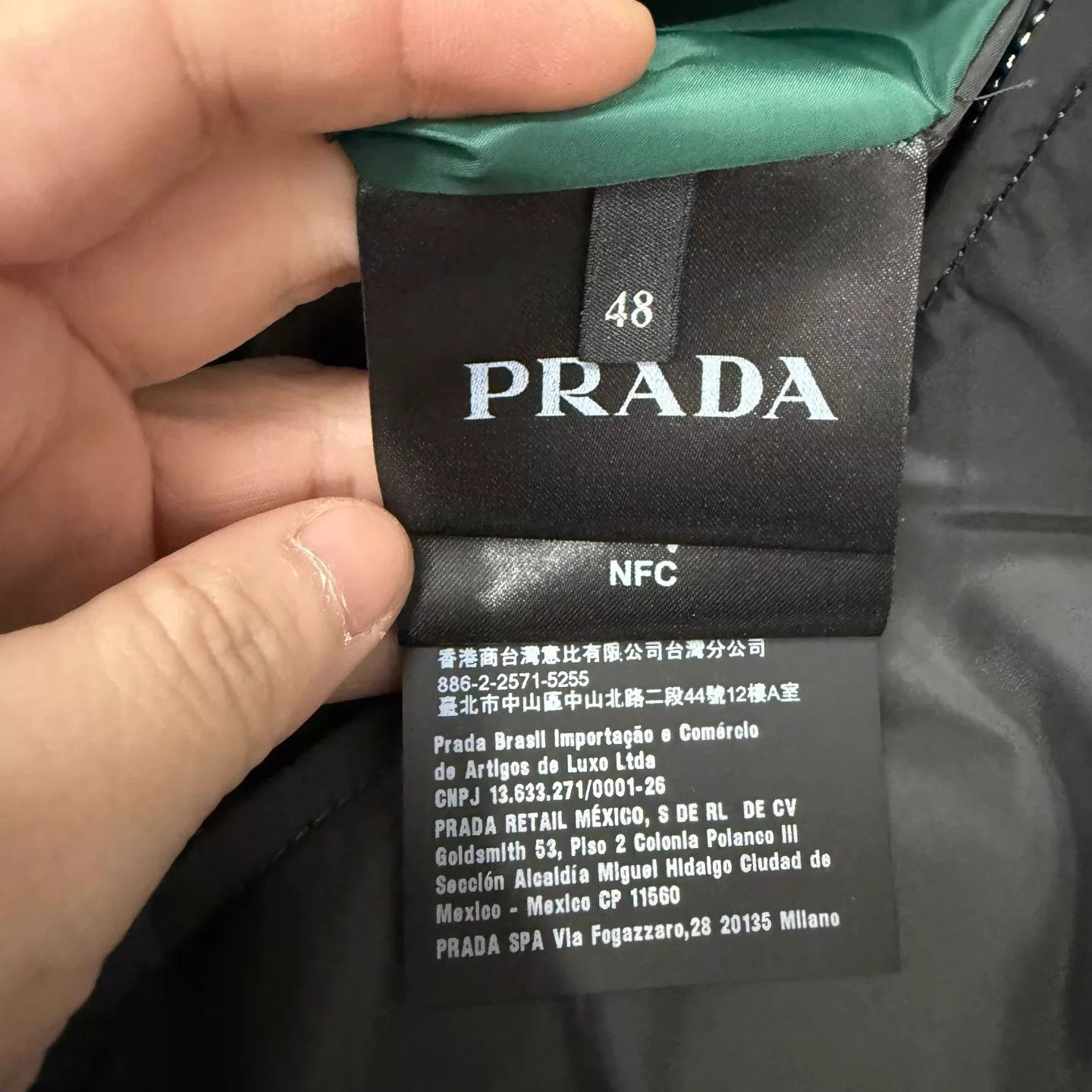 Prada Prada 26 Chest Triangle Logo Double Sided Nylon Jacket 48 Size US M / EU 48-50 / 2 - 4 Thumbnail