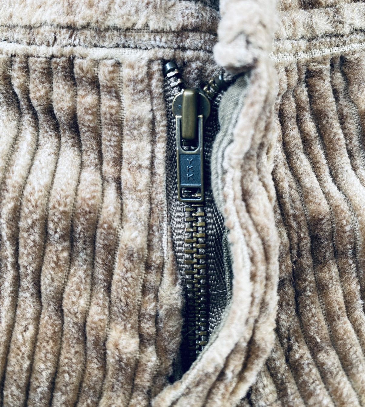 Le Grande Bleu (L.G.B.) Vintage 90s LGB Le Grand Bleu Corduroy pants Size US 30 / EU 46 - 11 Thumbnail