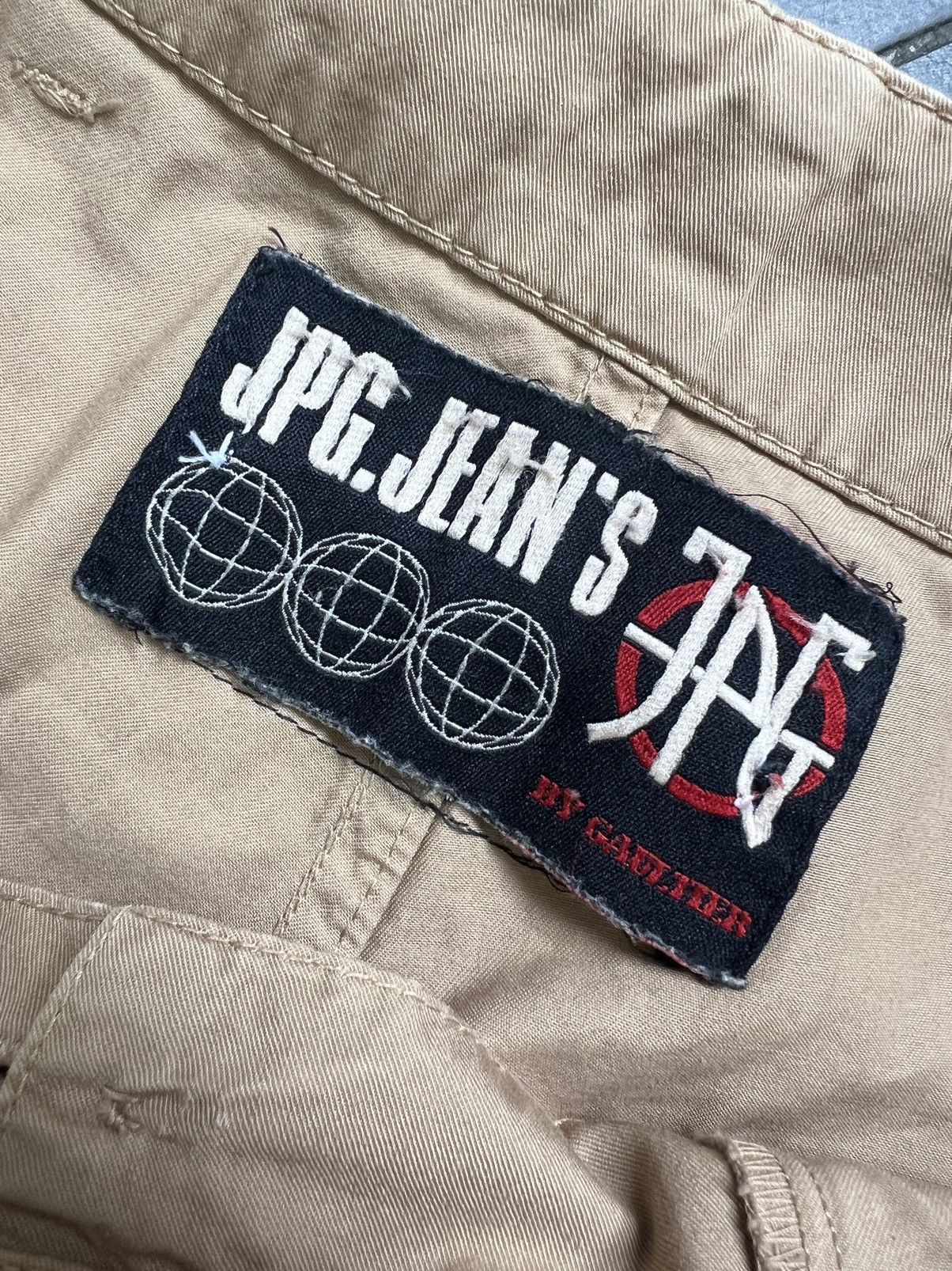 Jean Paul Gaultier Vintage 90’s JPG Jeans Jean Paul Gaultier transformer pants Size 32" / US 10 / IT 46 - 10 Thumbnail