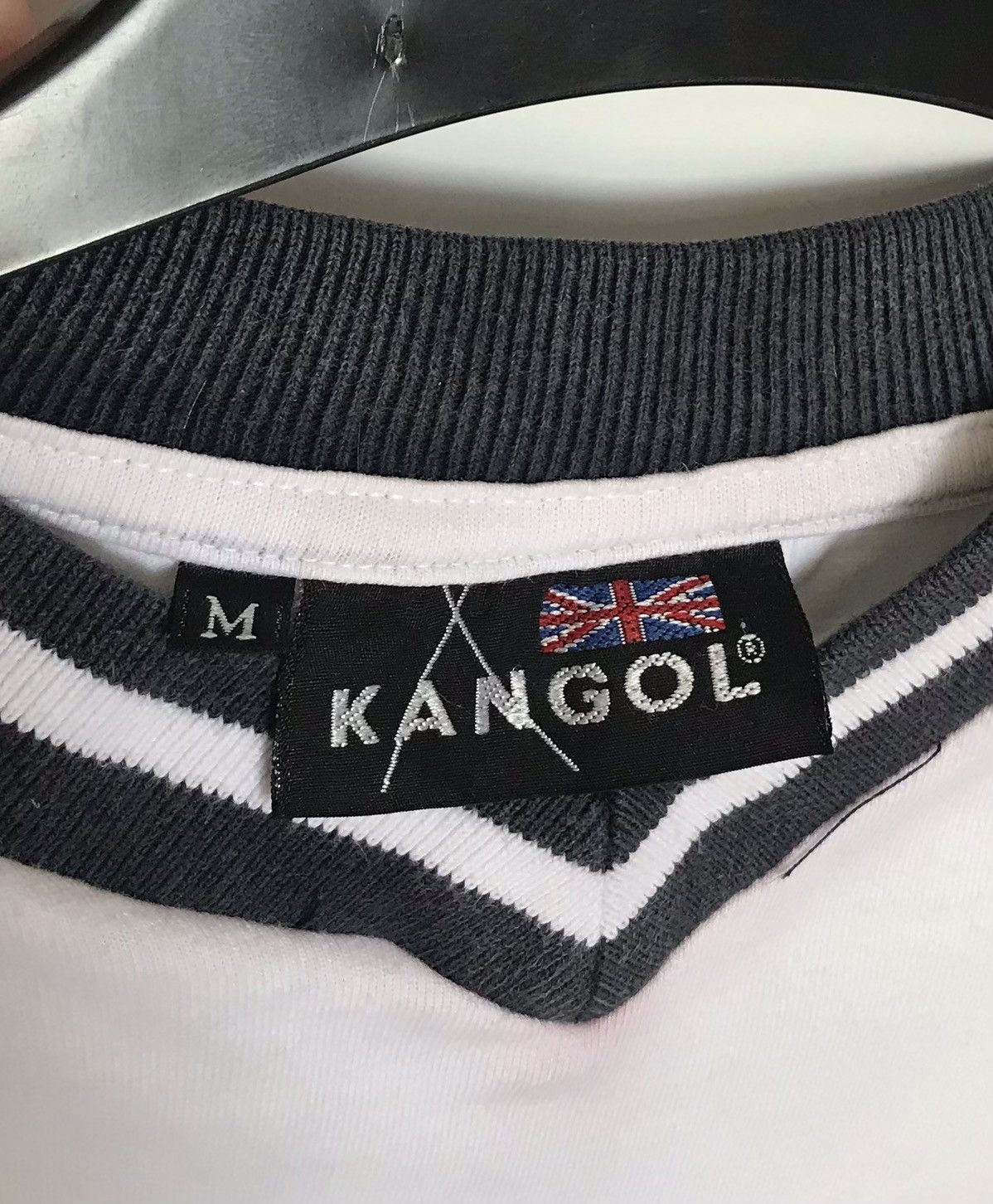 Kangol Kangol Vintage 90s V Neck T-Shirt Size US M / EU 48-50 / 2 - 4 Thumbnail