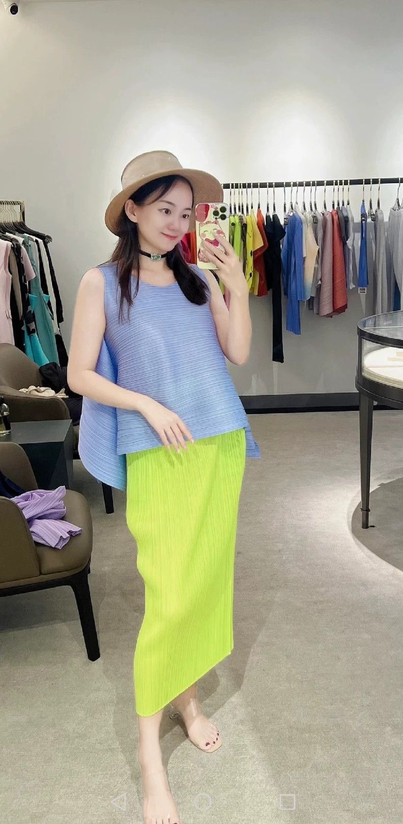 Issey Miyake Issey Miyake size:3 Light green pleated skirt Size 23" - 2 Thumbnail