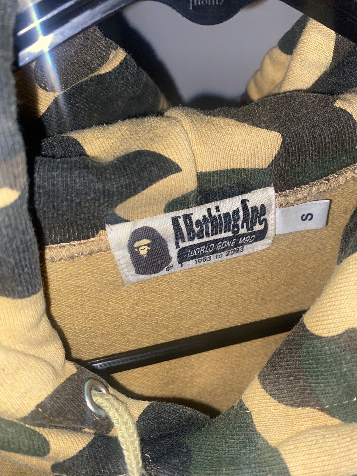 Bape 1st Camo Bape Pullover Hoodie Size US S / EU 44-46 / 1 - 2 Thumbnail