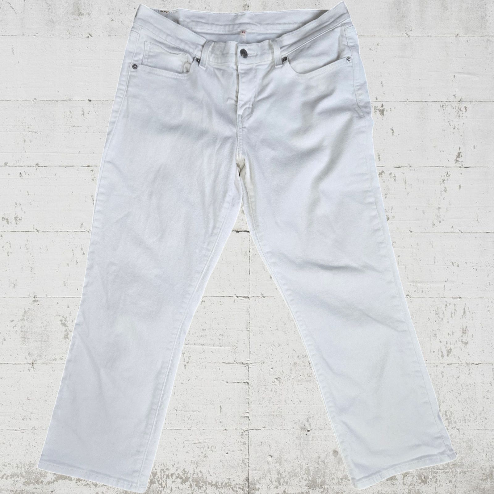 Levi's Levi's 311 White Shaping Skinny Capri Jeans Size 28 Size 28" / US 6 / IT 42 - 2 Thumbnail