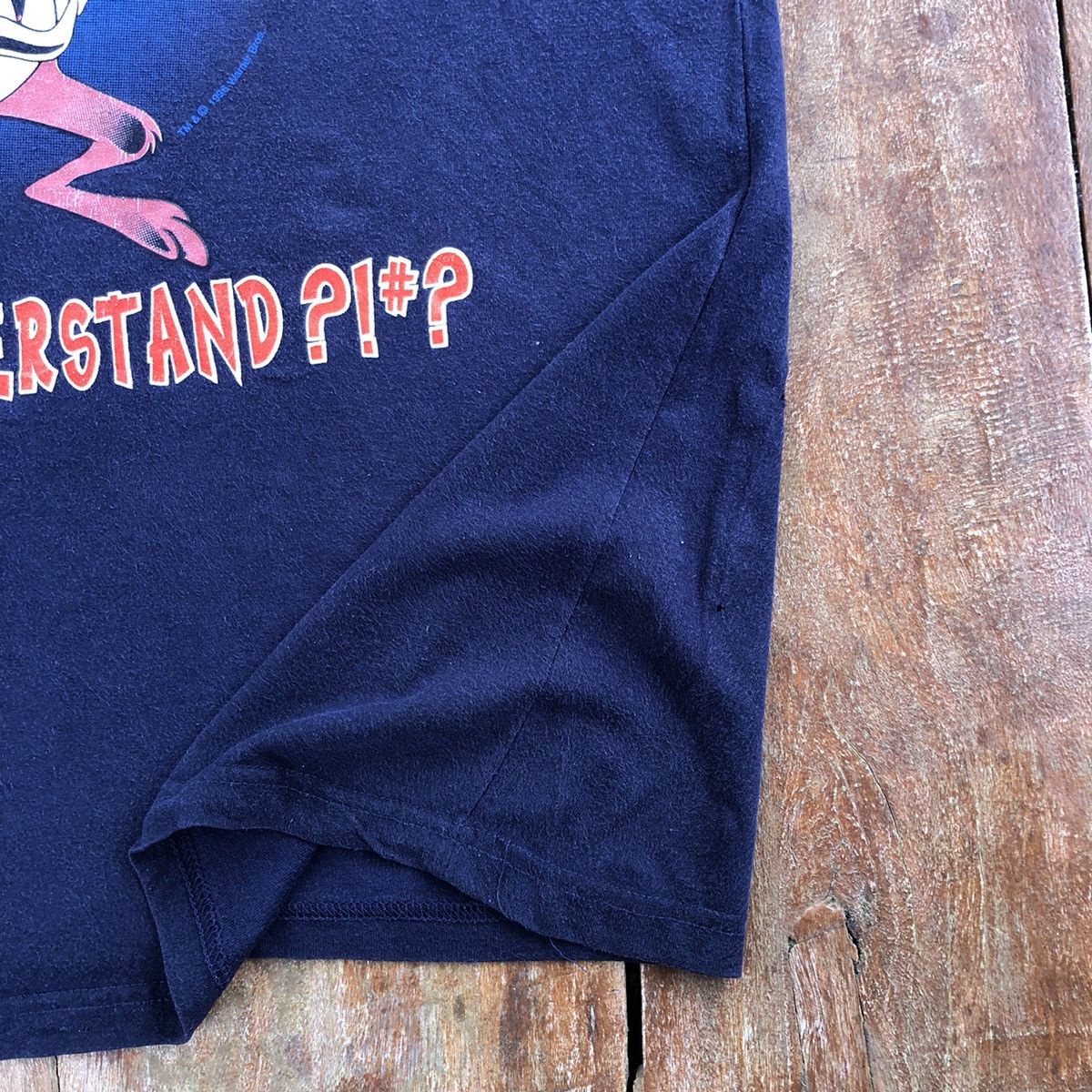 Anime Vintage 1996 Thrashed Faded Tazmania Warner Bros Rare Shirt Size US XL / EU 56 / 4 - 10 Thumbnail