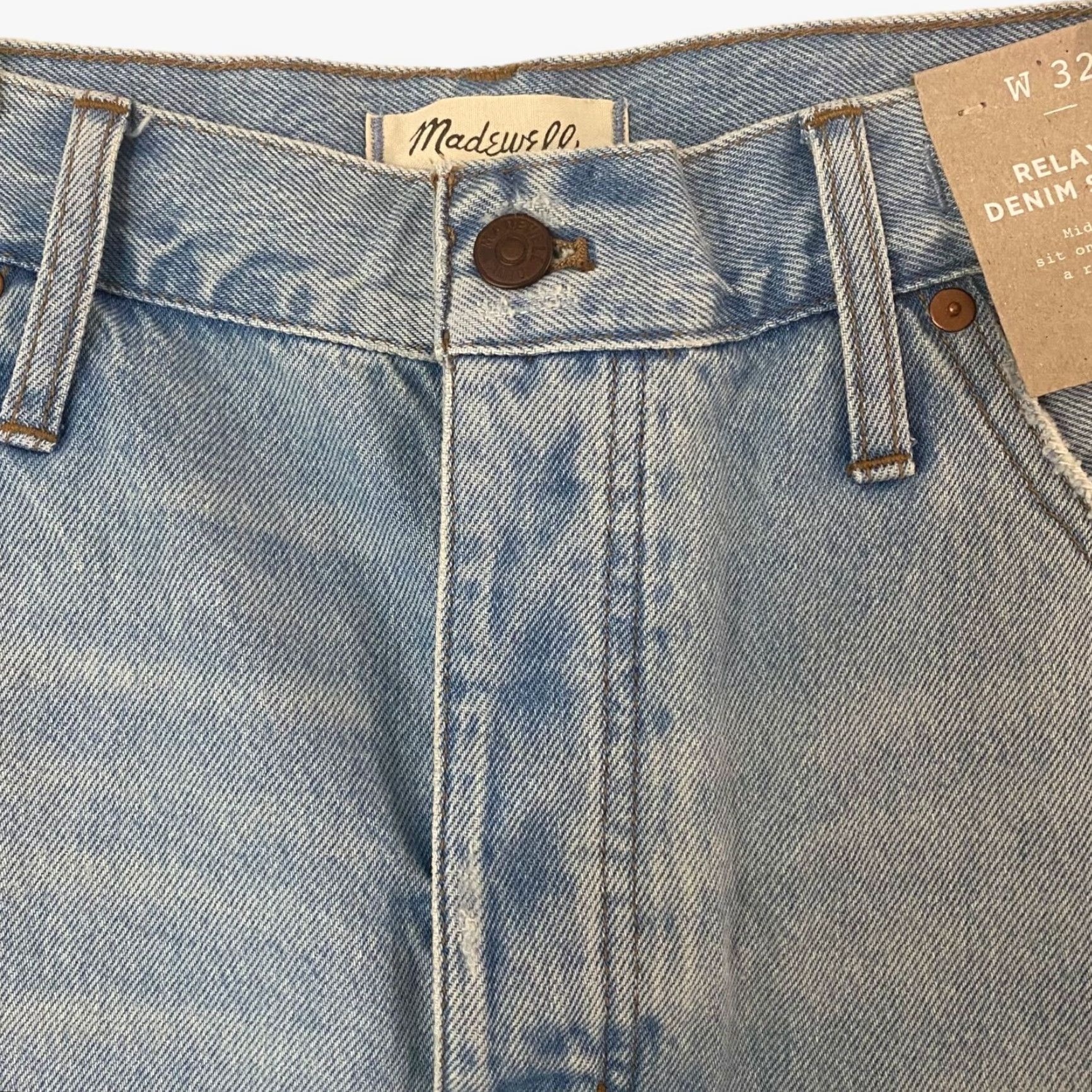 Madewell VINTAGE? Wait—no, it's new with tags. So: Madewell Relaxed Mid-Rise Jean Shorts Women's 32 Light Wash Denim Raw-Hem New Size 24" / US 00 / IT 34 - 5 Thumbnail