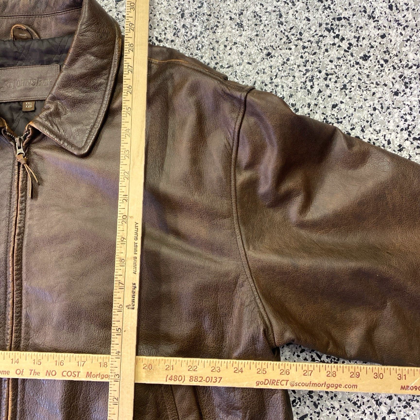 Vintage VINTAGE St. John's Bay Brown Leather Bomber Jacket Jacket XXl Mens Brown Zipper Leather Bomber Vintage 2XL Regular Lined-Insulated Fall Winter Spring Size US XXL / EU 58 / 5 - 3 Thumbnail