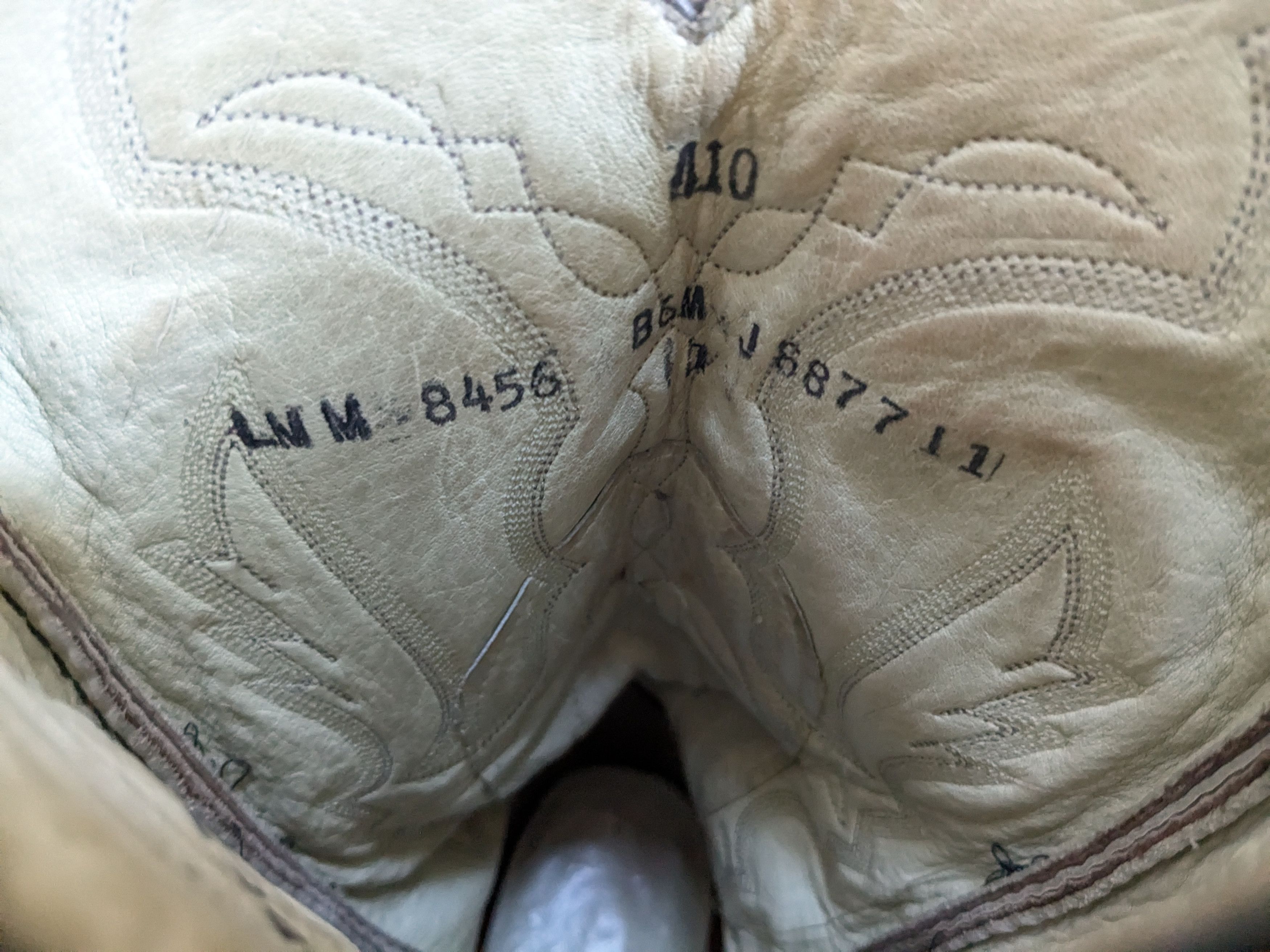 Larry Mahan Larry Mahan Cowboy Boots Olive Green Gray Leather 10 M Size US 10 / EU 43 - 2 Thumbnail